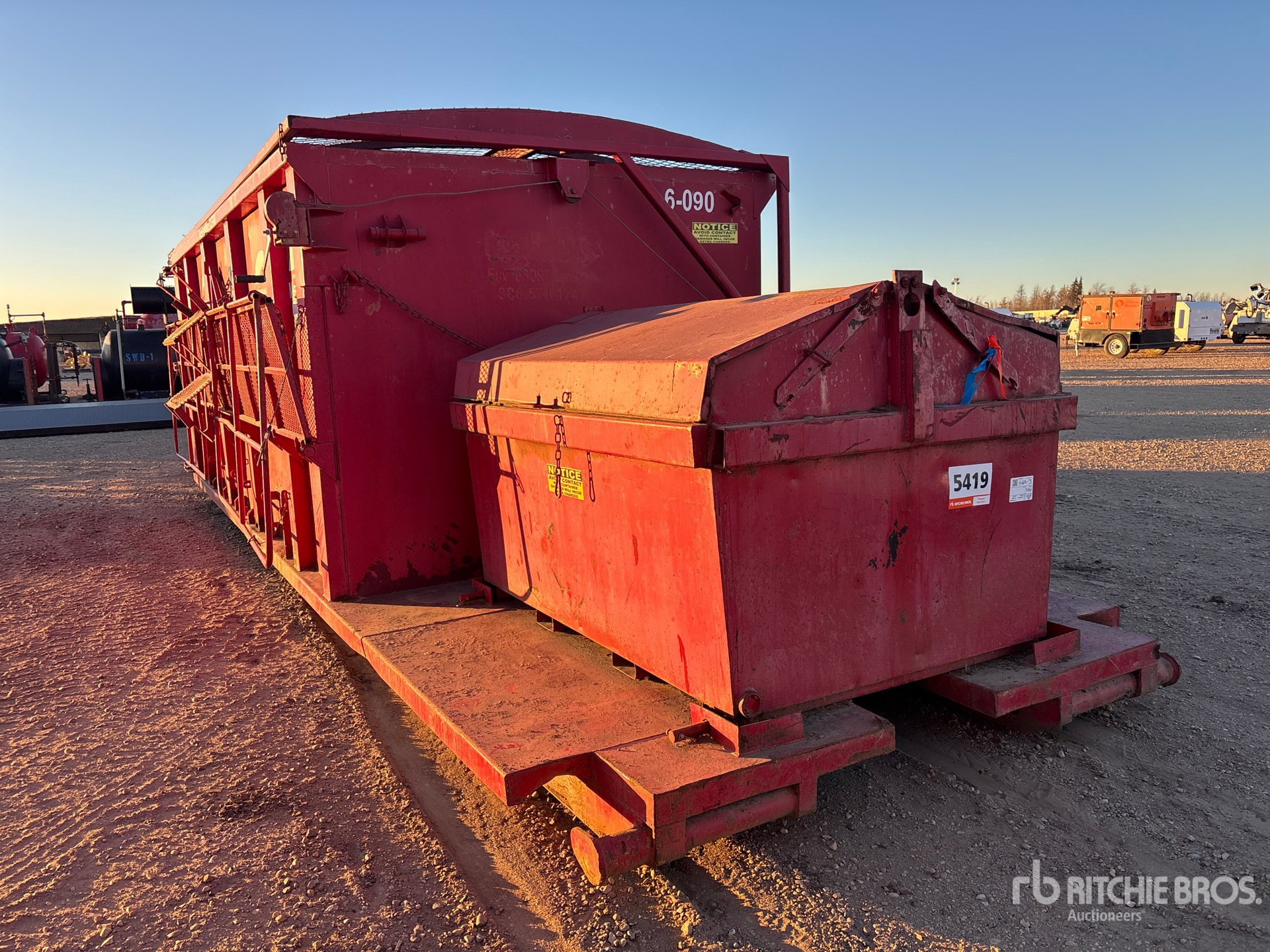 General Appearance with Foto, angolo anteriore destro