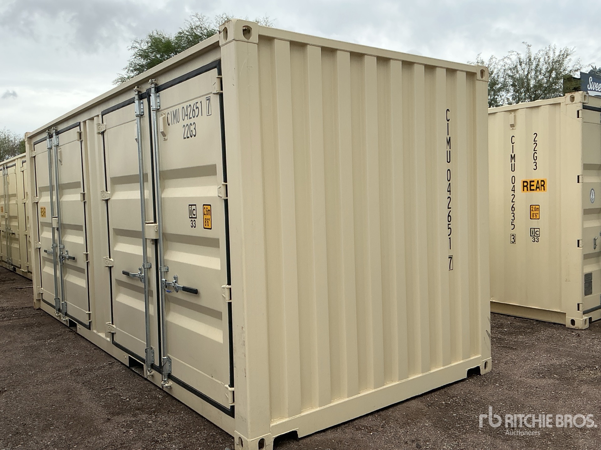 General Appearance with Picture, Right Front Corner