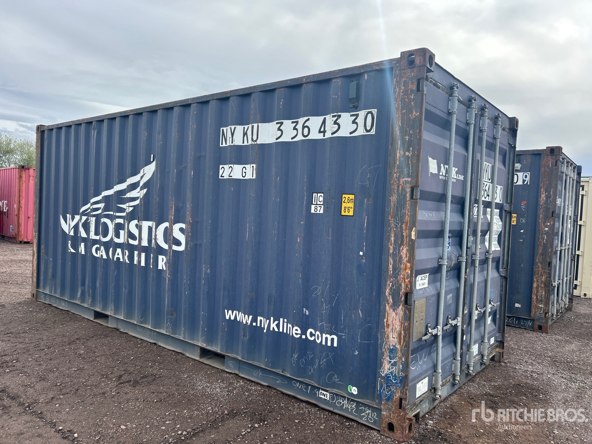 General Appearance with Picture, Right Front Corner