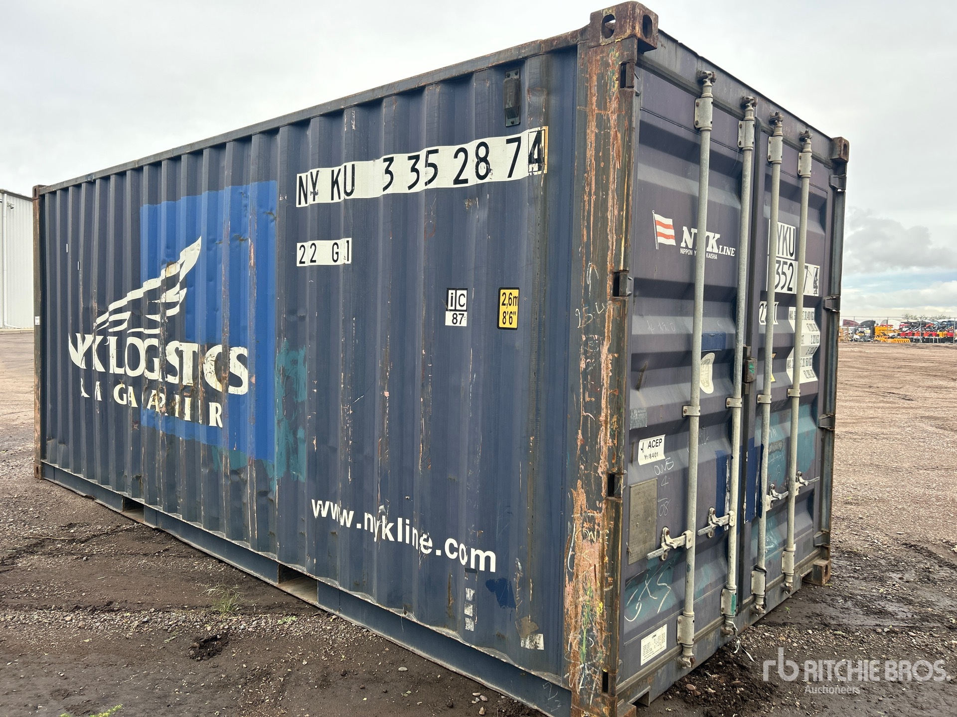 General Appearance with Picture, Right Front Corner