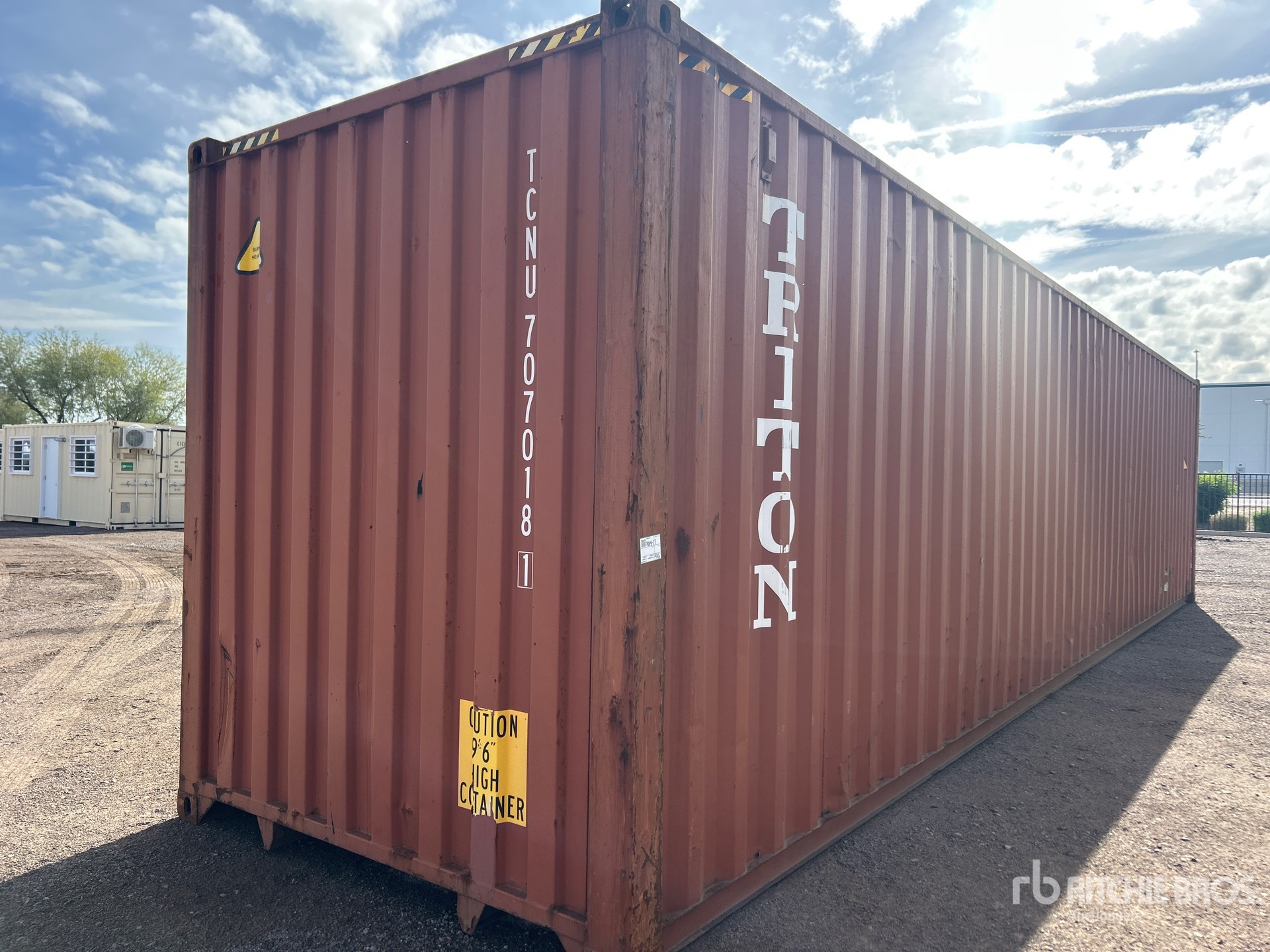 General Appearance with Picture, Right Rear Corner