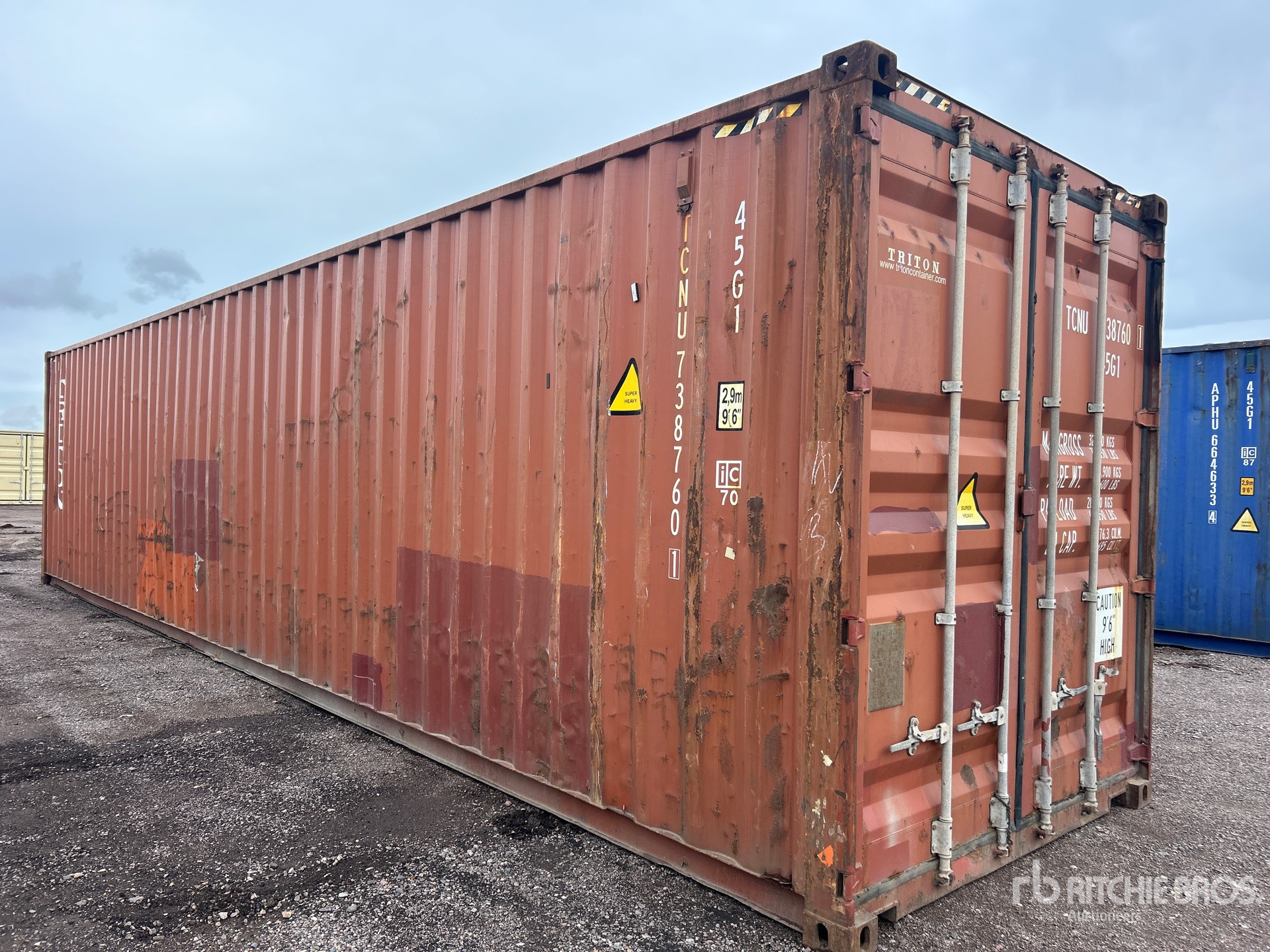 General Appearance with Picture, Right Front Corner