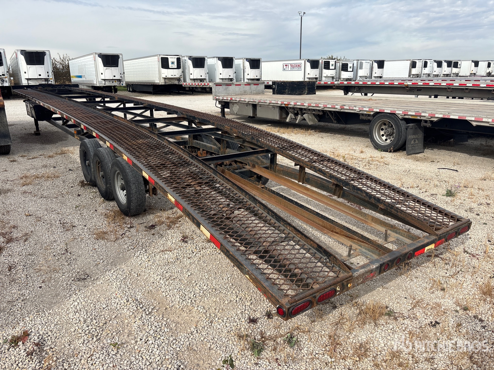 General Appearance with Imagen: esquina trasera izquierda