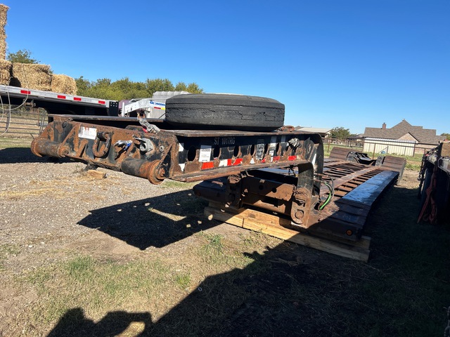 2003 Fontaine 503ANDMR Tri/A Single Drop Removable Gooseneck Lowboy Trailer