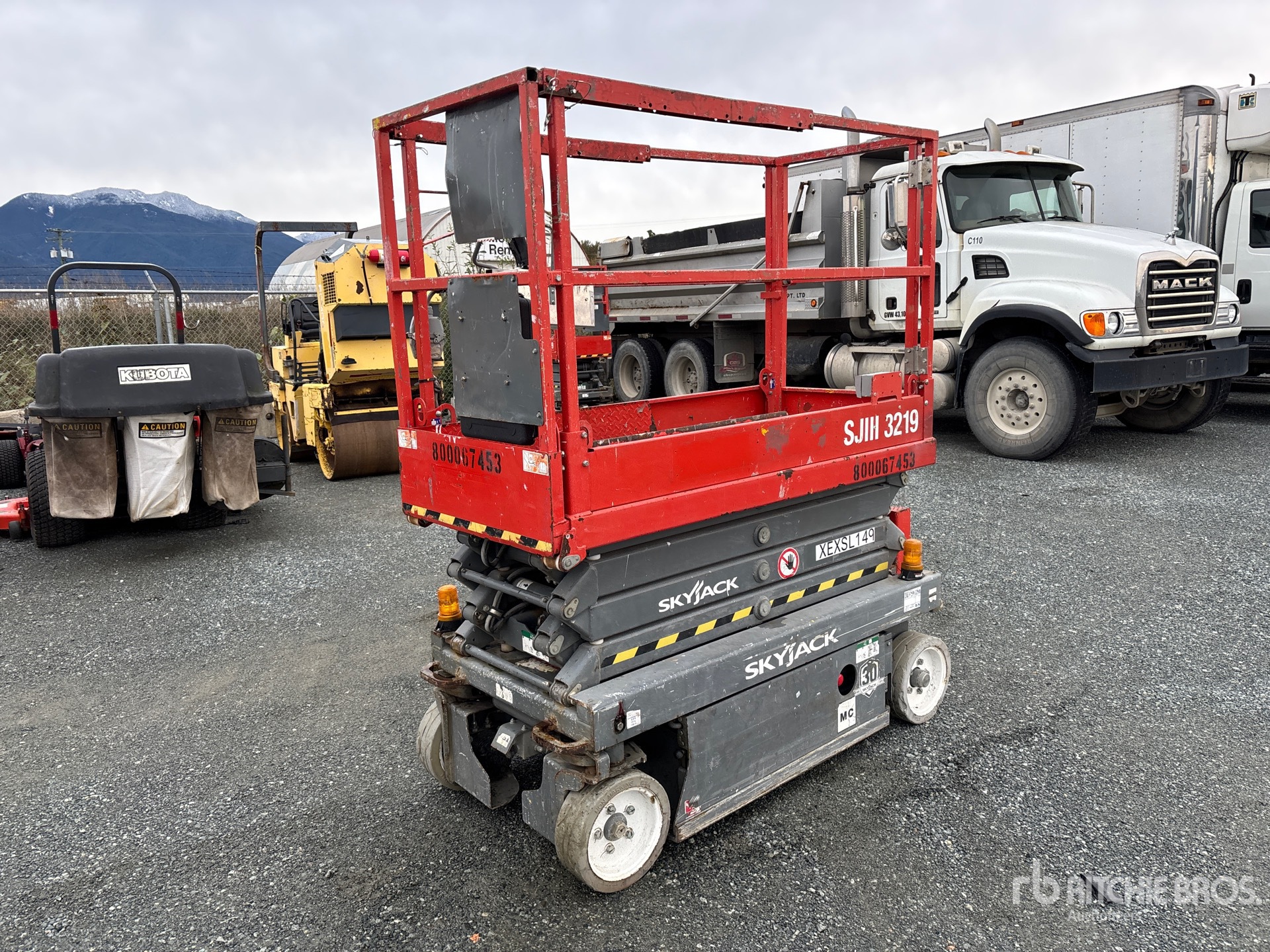 General Appearance with Image, coin avant gauche