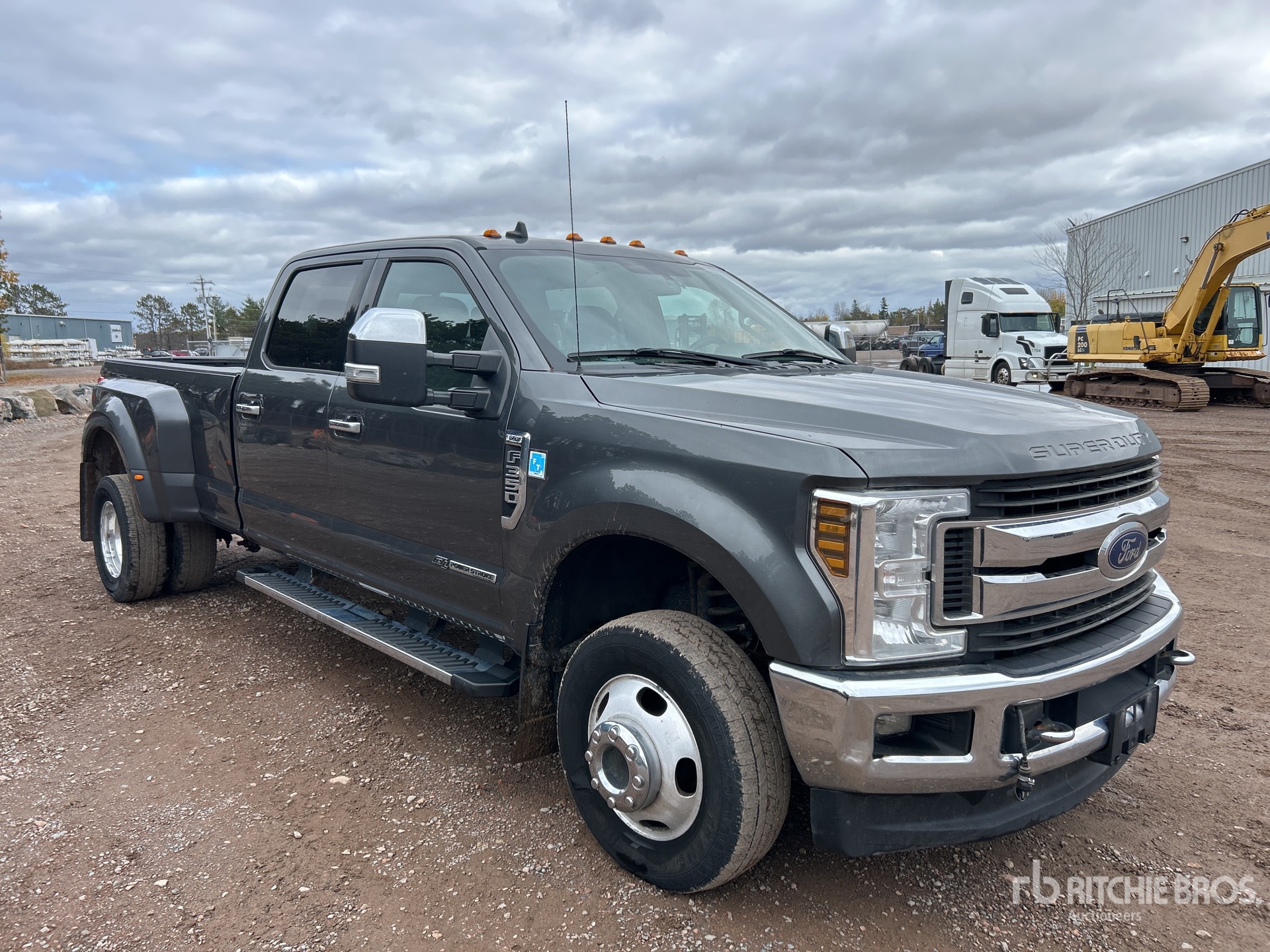 General Appearance with Image, coin avant droit