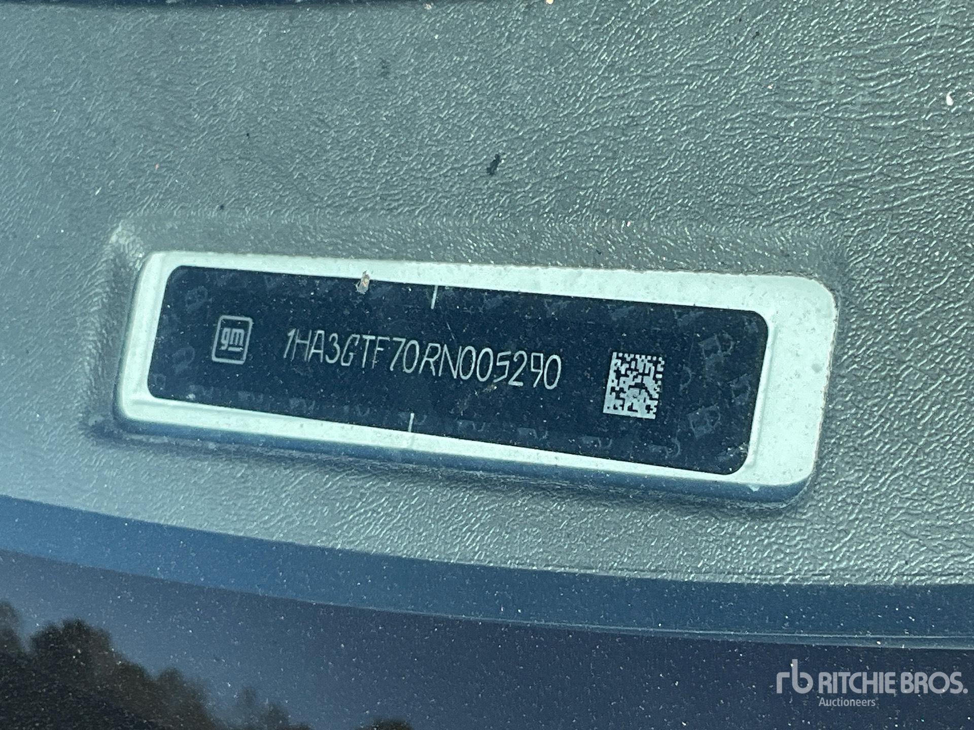 General Appearance with Second Serial Number/VIN Photo