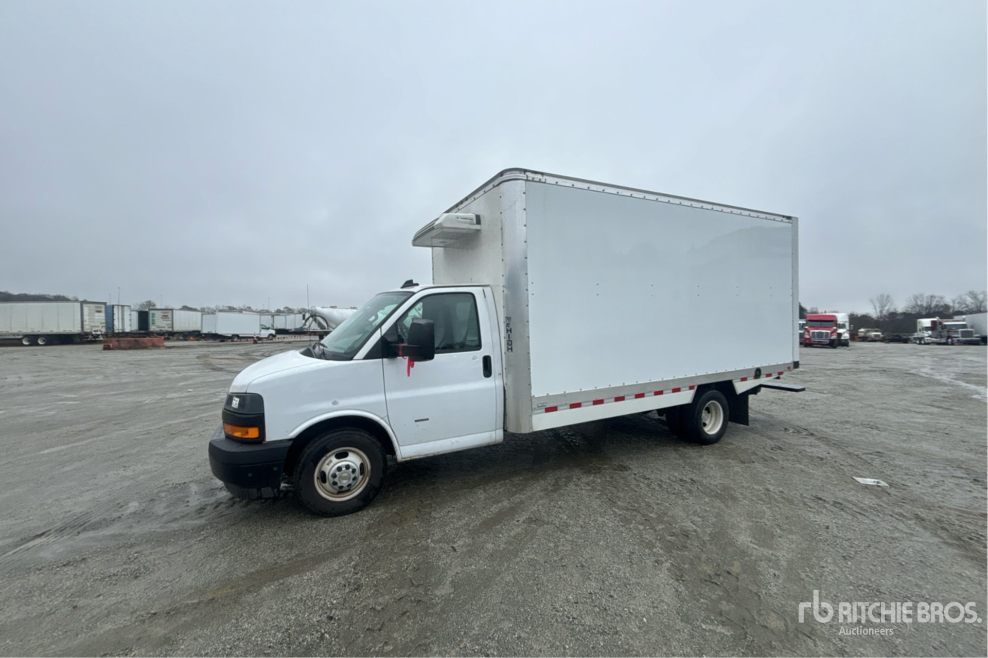 General Appearance with Picture, Left Front Corner