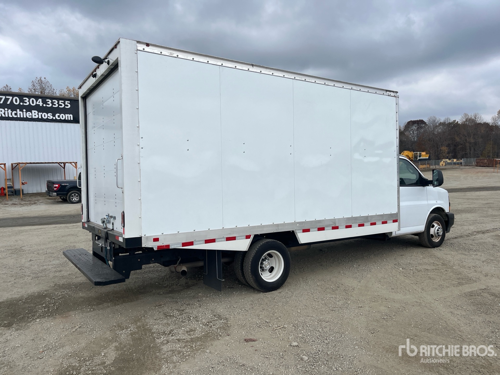 General Appearance with Picture, Right Rear Corner