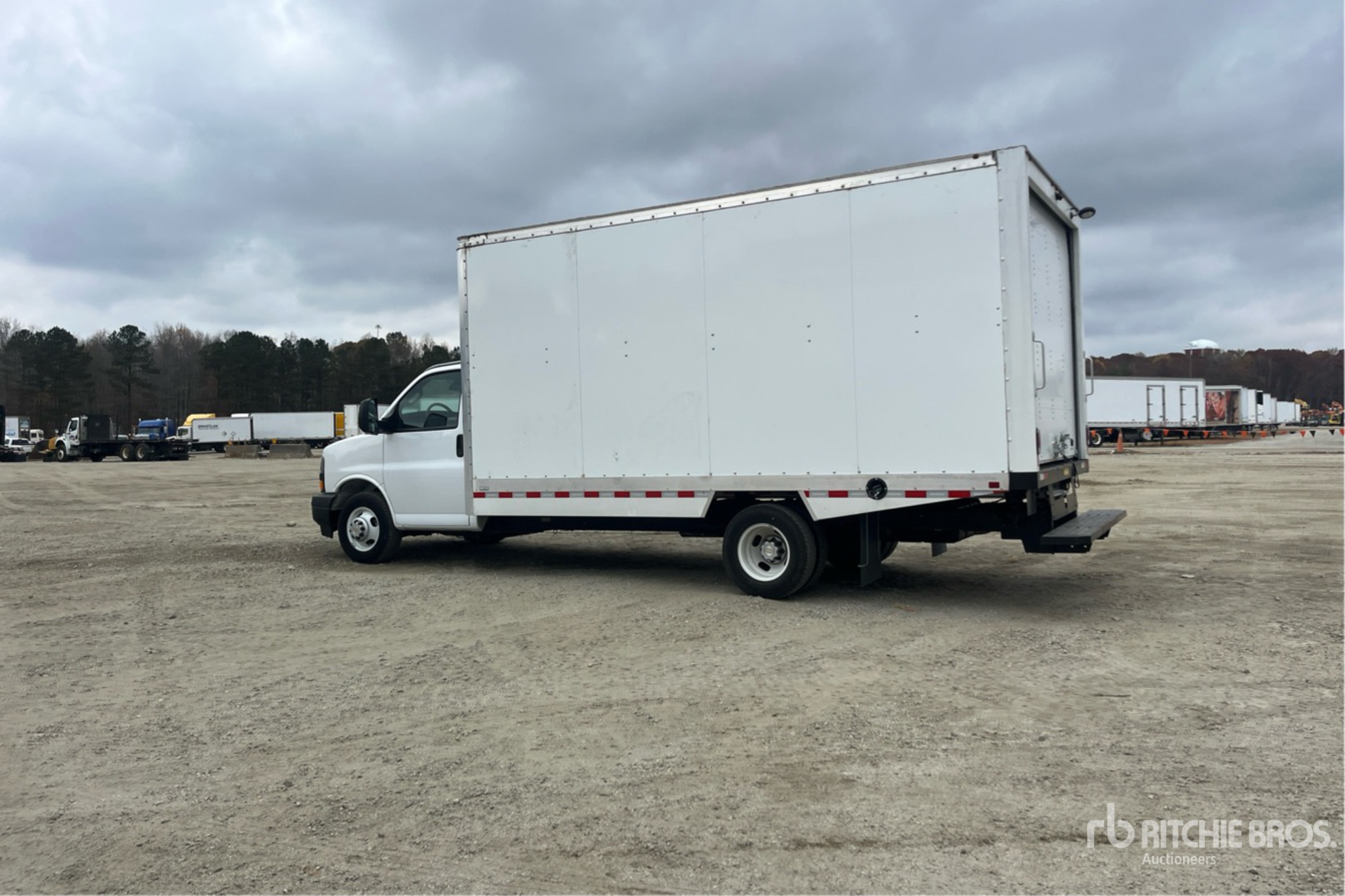 General Appearance with Picture, Left Rear Corner