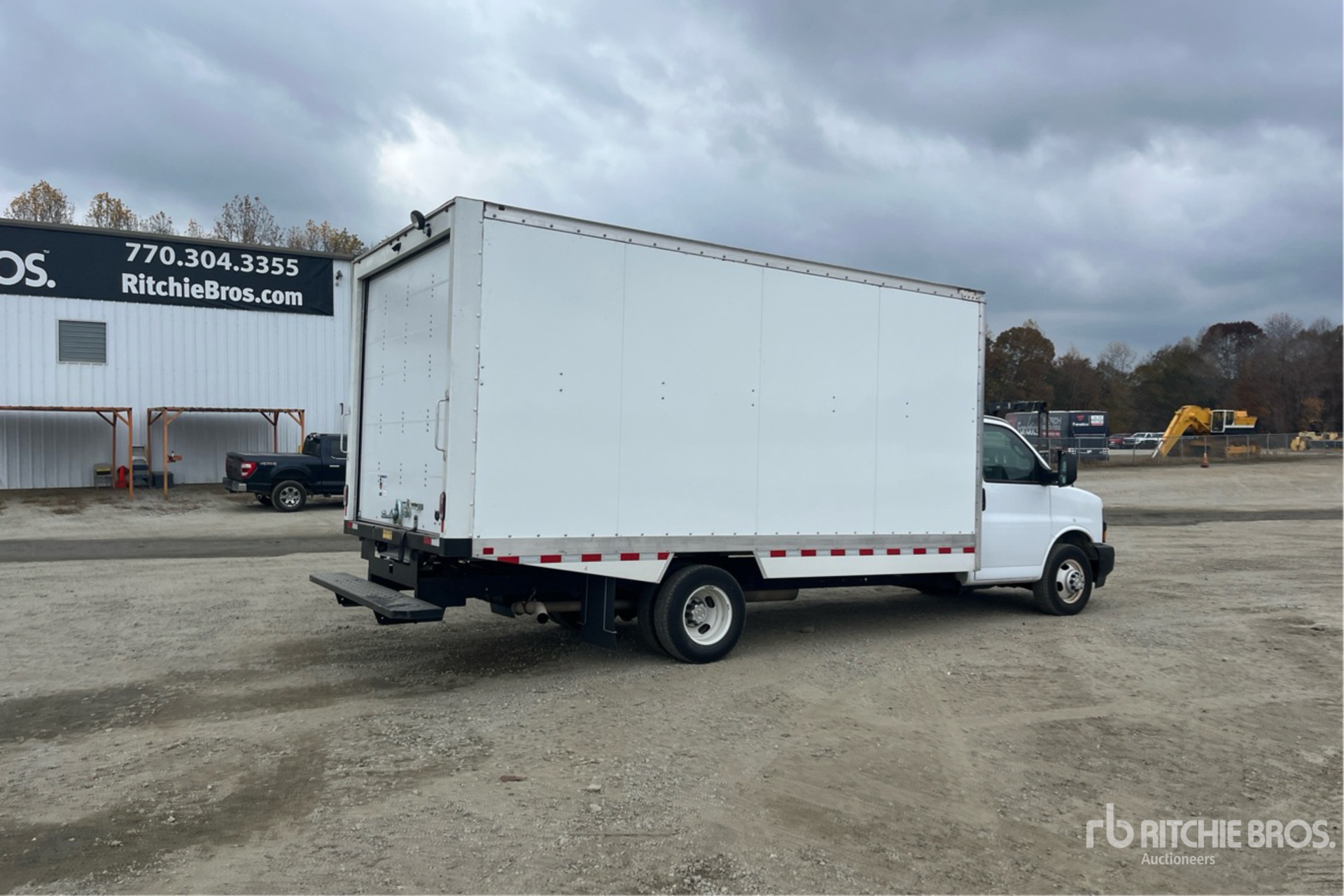 General Appearance with Picture, Right Rear Corner