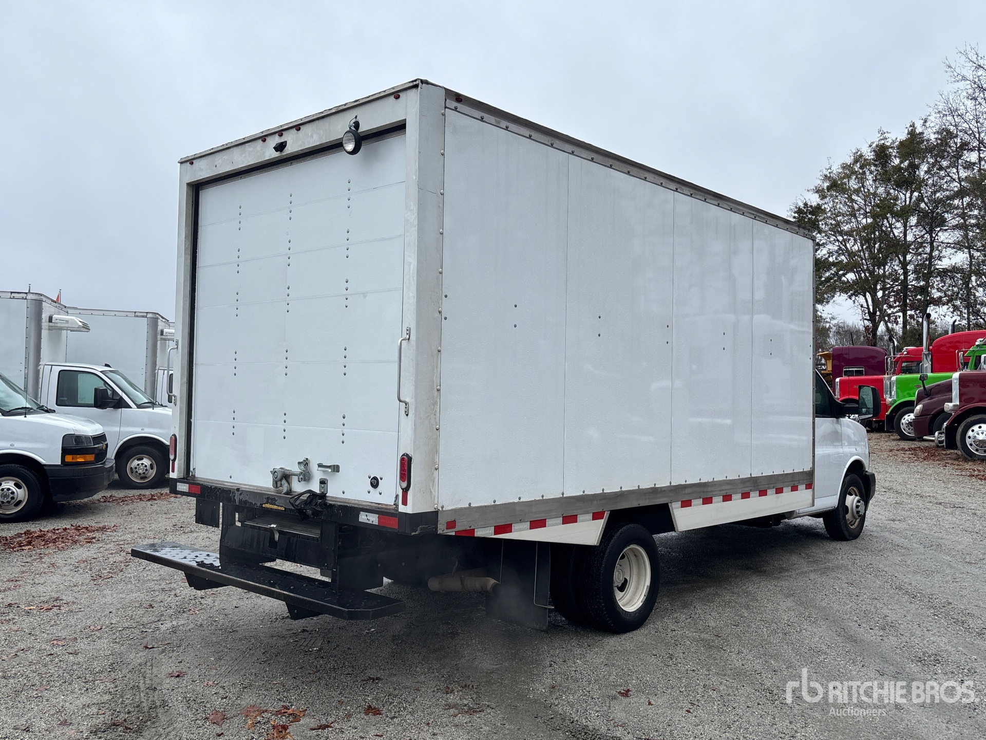 General Appearance with Picture, Right Rear Corner