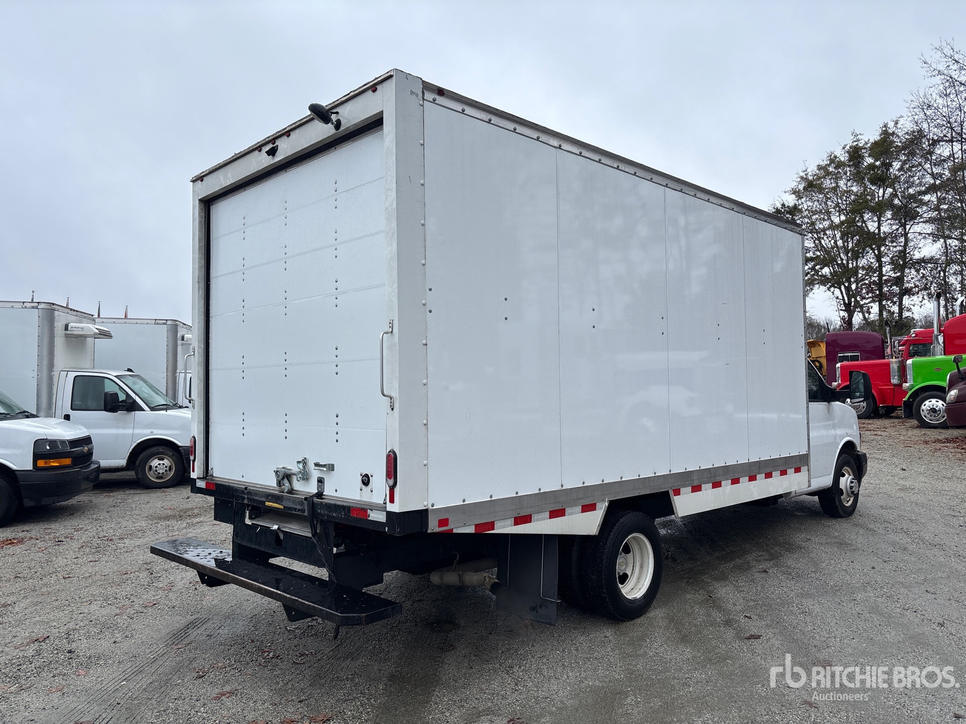 General Appearance with Picture, Right Rear Corner