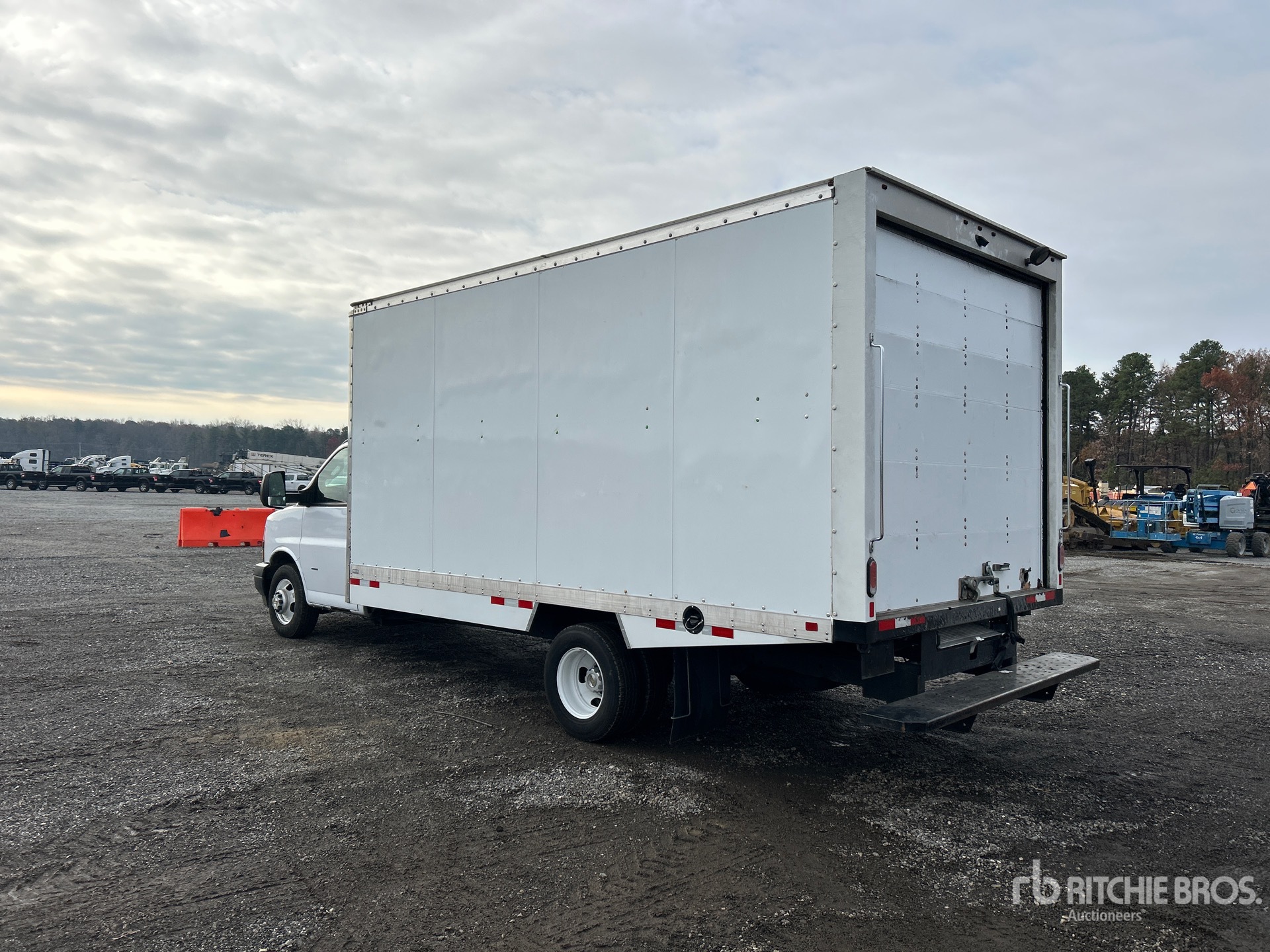 General Appearance with Picture, Left Rear Corner