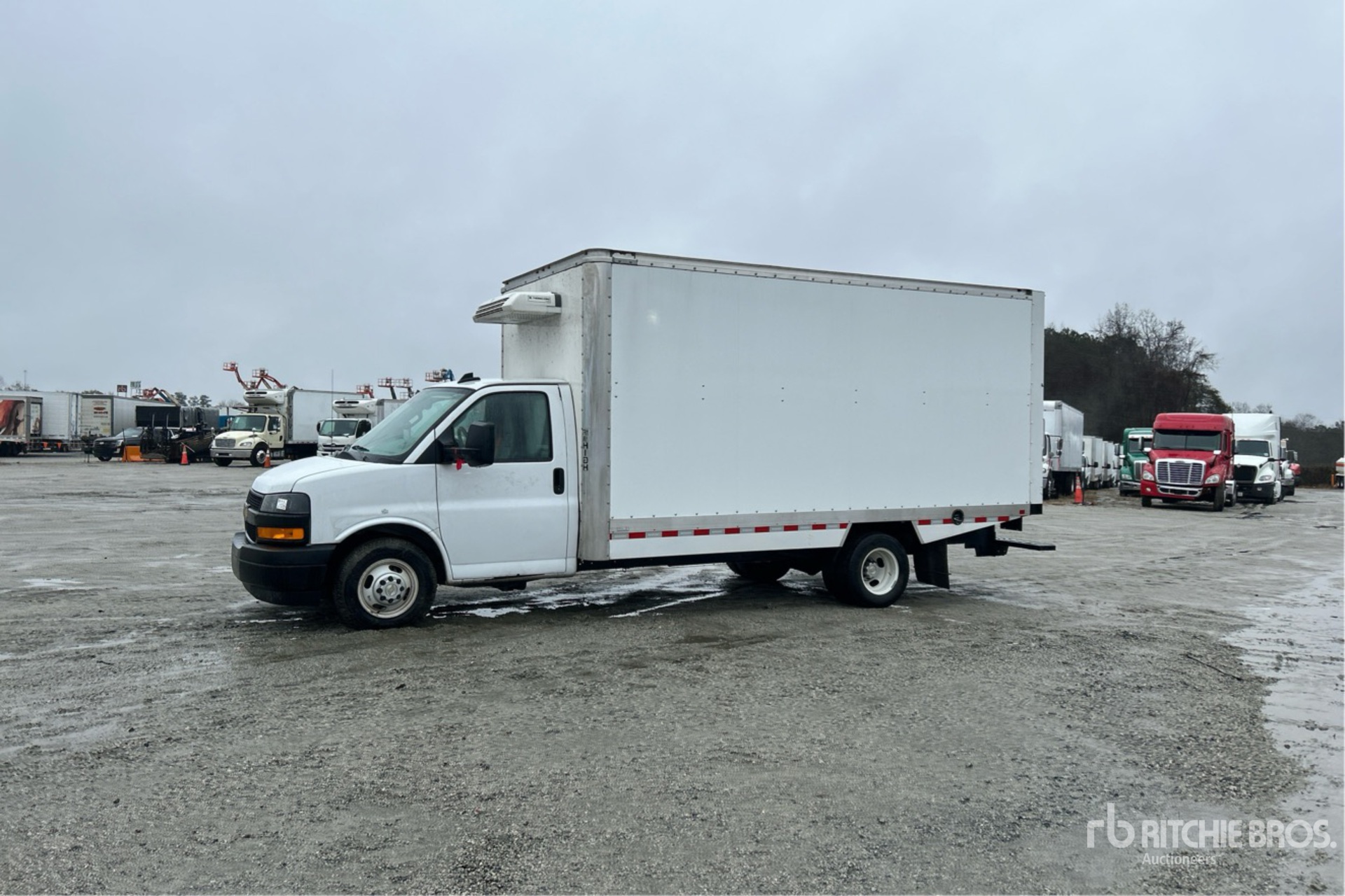 General Appearance with Picture, Left Front Corner