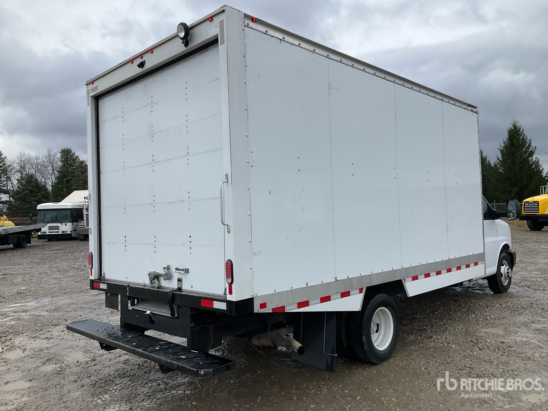 General Appearance with Picture, Right Rear Corner