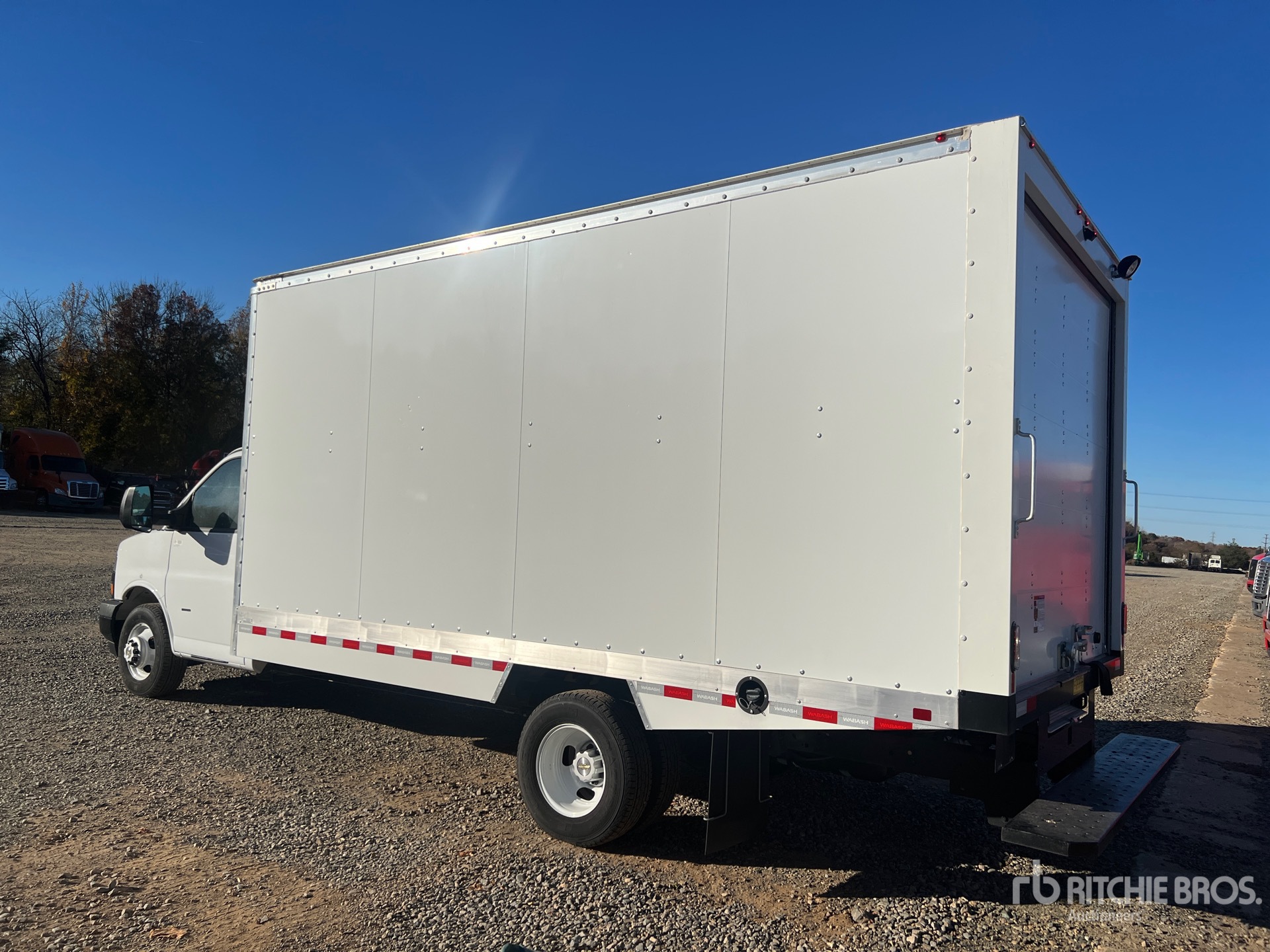 General Appearance with Imagen: esquina trasera izquierda