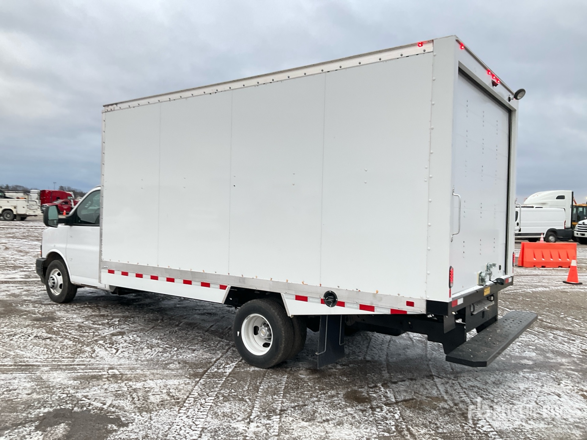 General Appearance with Picture, Left Rear Corner