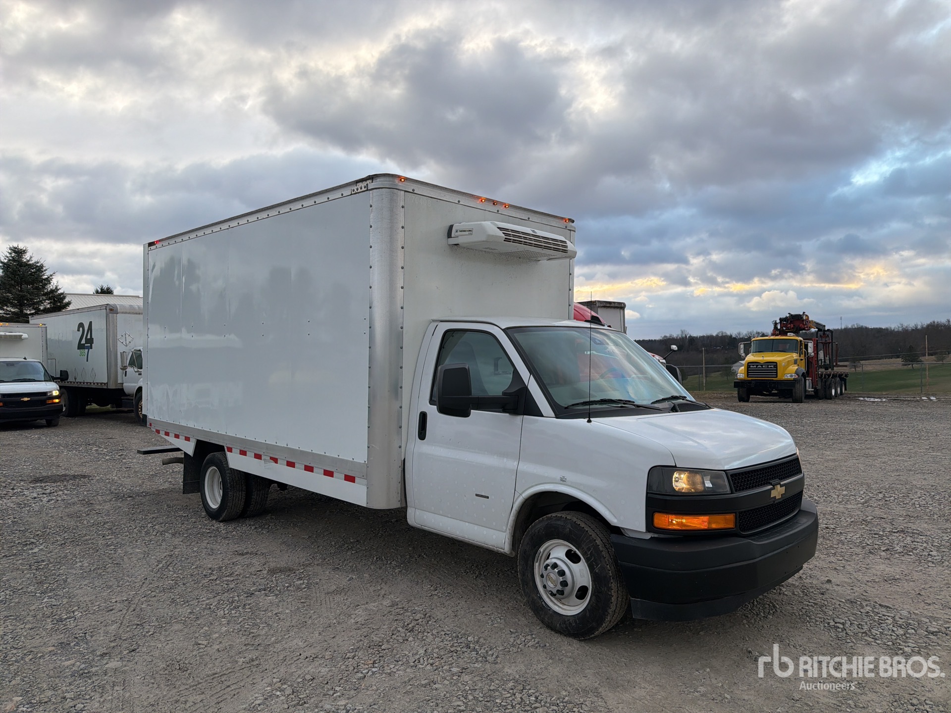 General Appearance with Picture, Right Front Corner