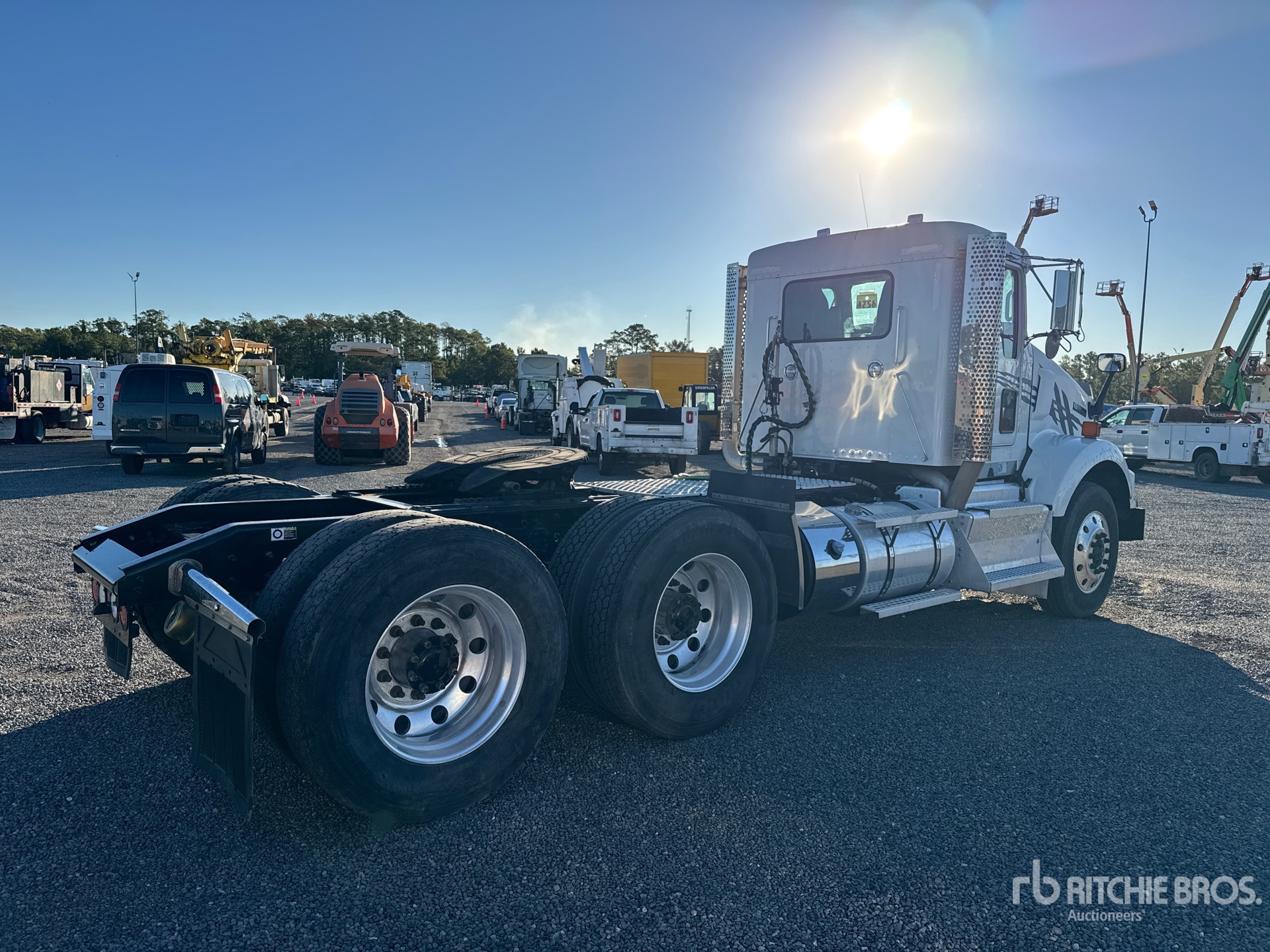 General Appearance with Image, coin arrière droit