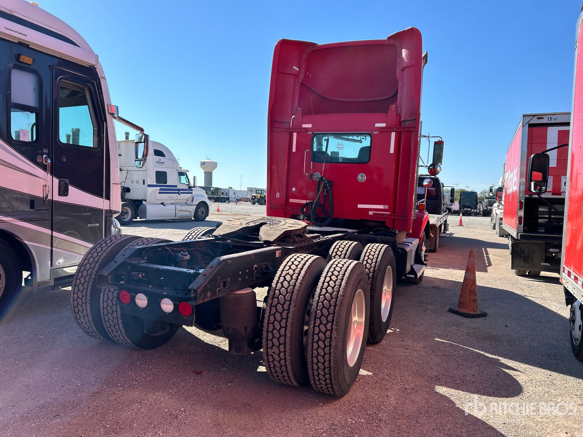 General Appearance with Bild, Ecke hinten rechts