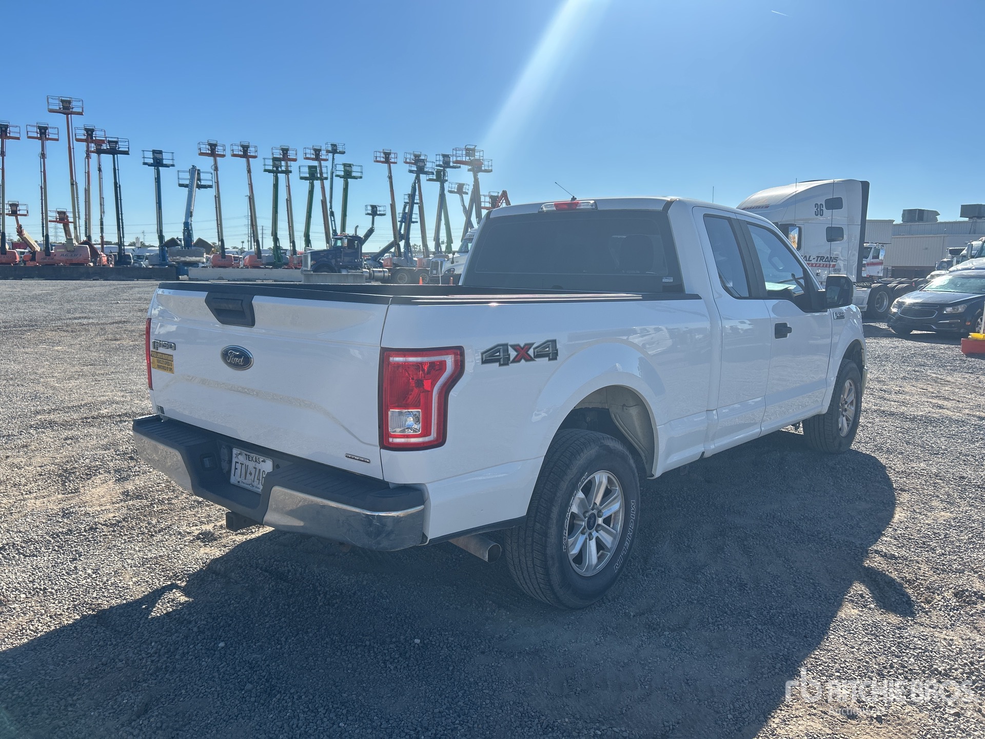 General Appearance with Picture, Right Rear Corner