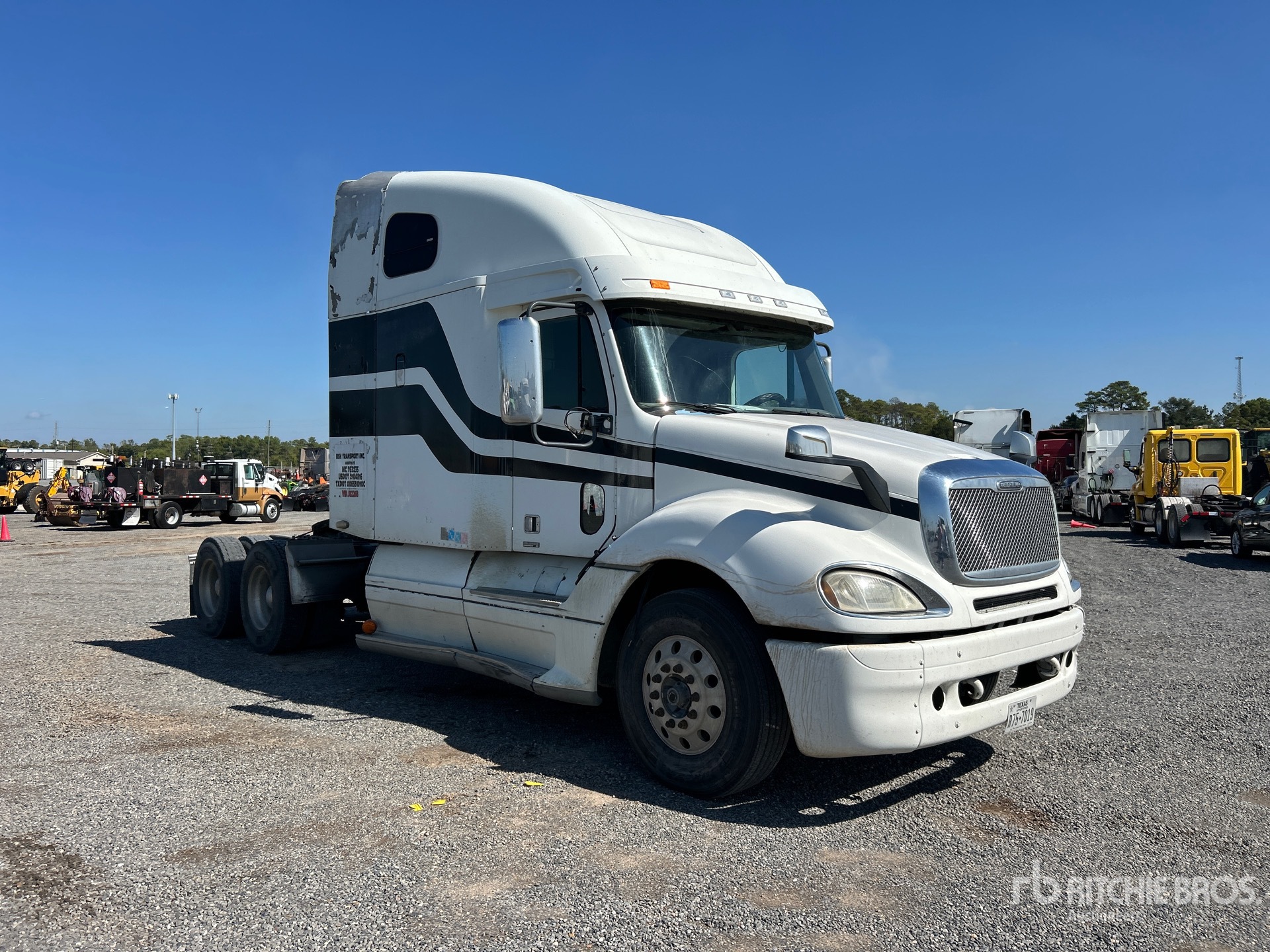 General Appearance with Imagen: esquina delantera derecha