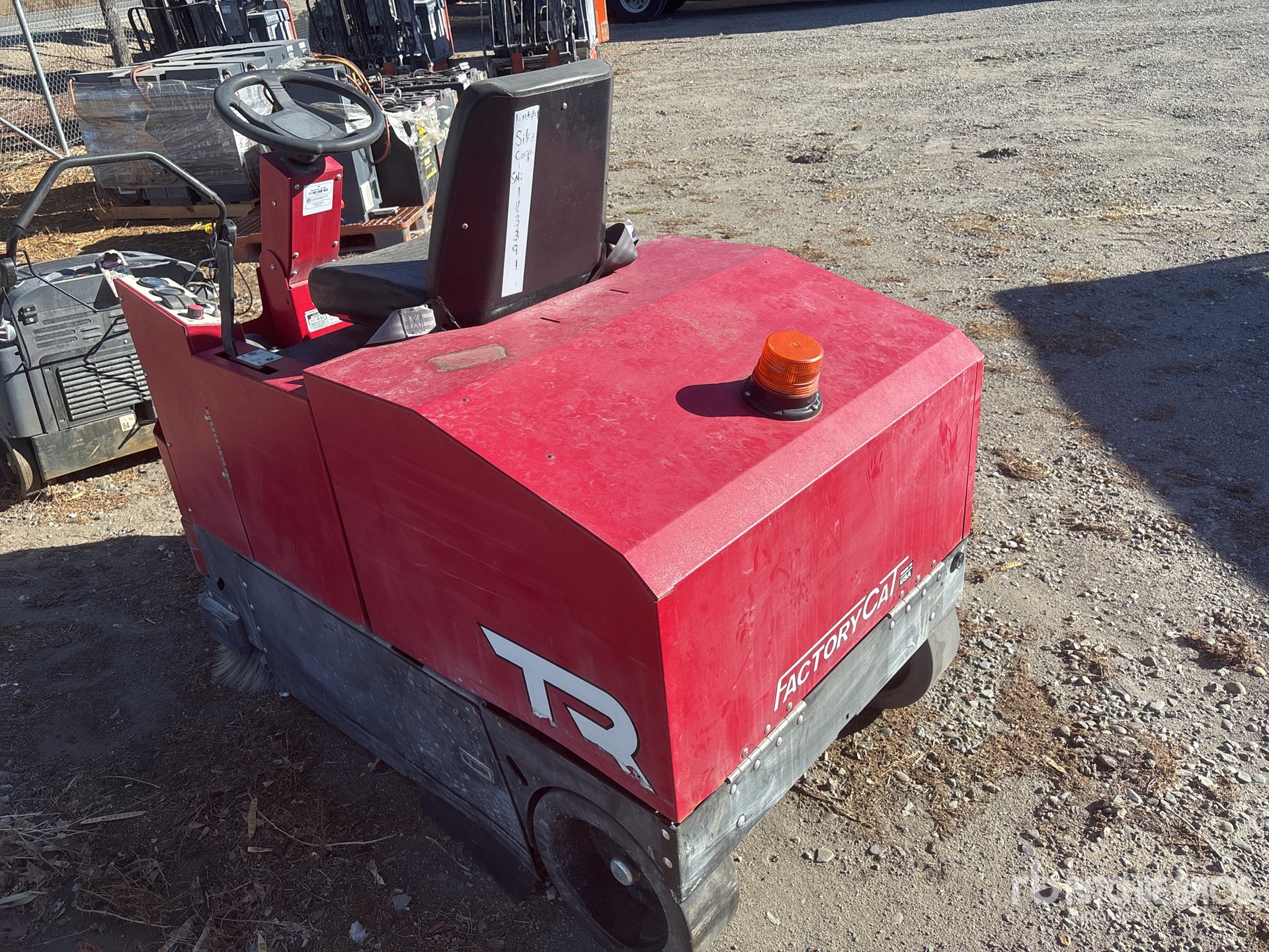 Aspect général with Image, coin arrière gauche