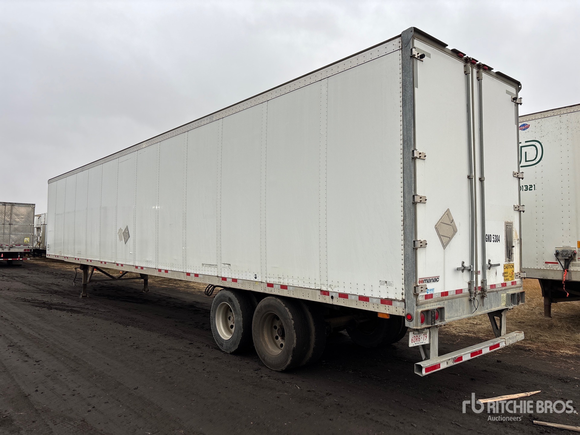 Aspect général with Image, coin arrière gauche