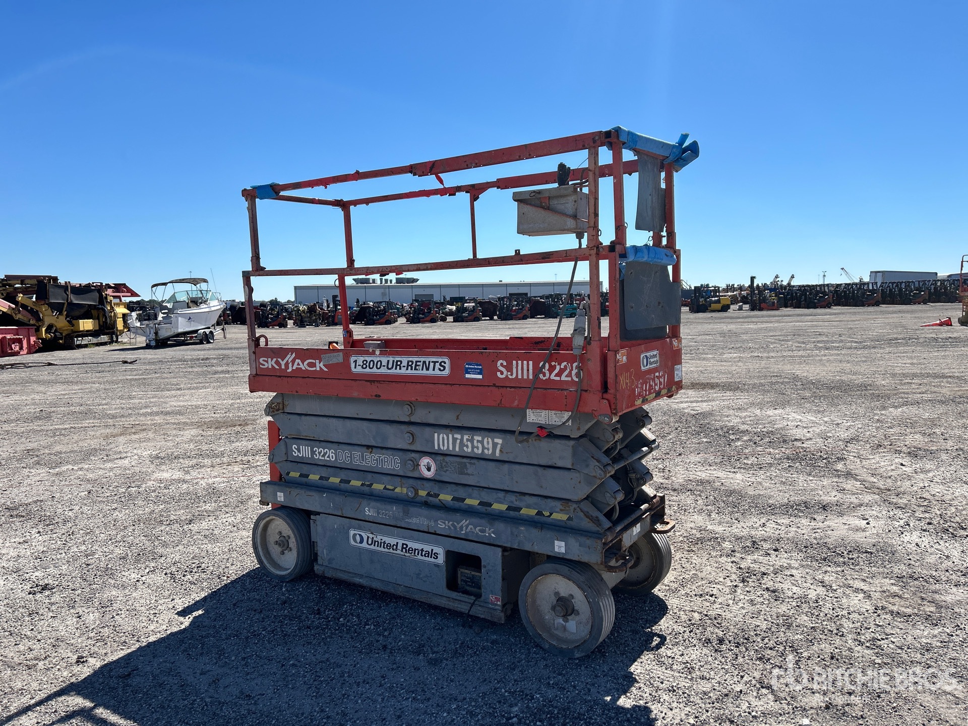 General Appearance with Image, coin avant droit