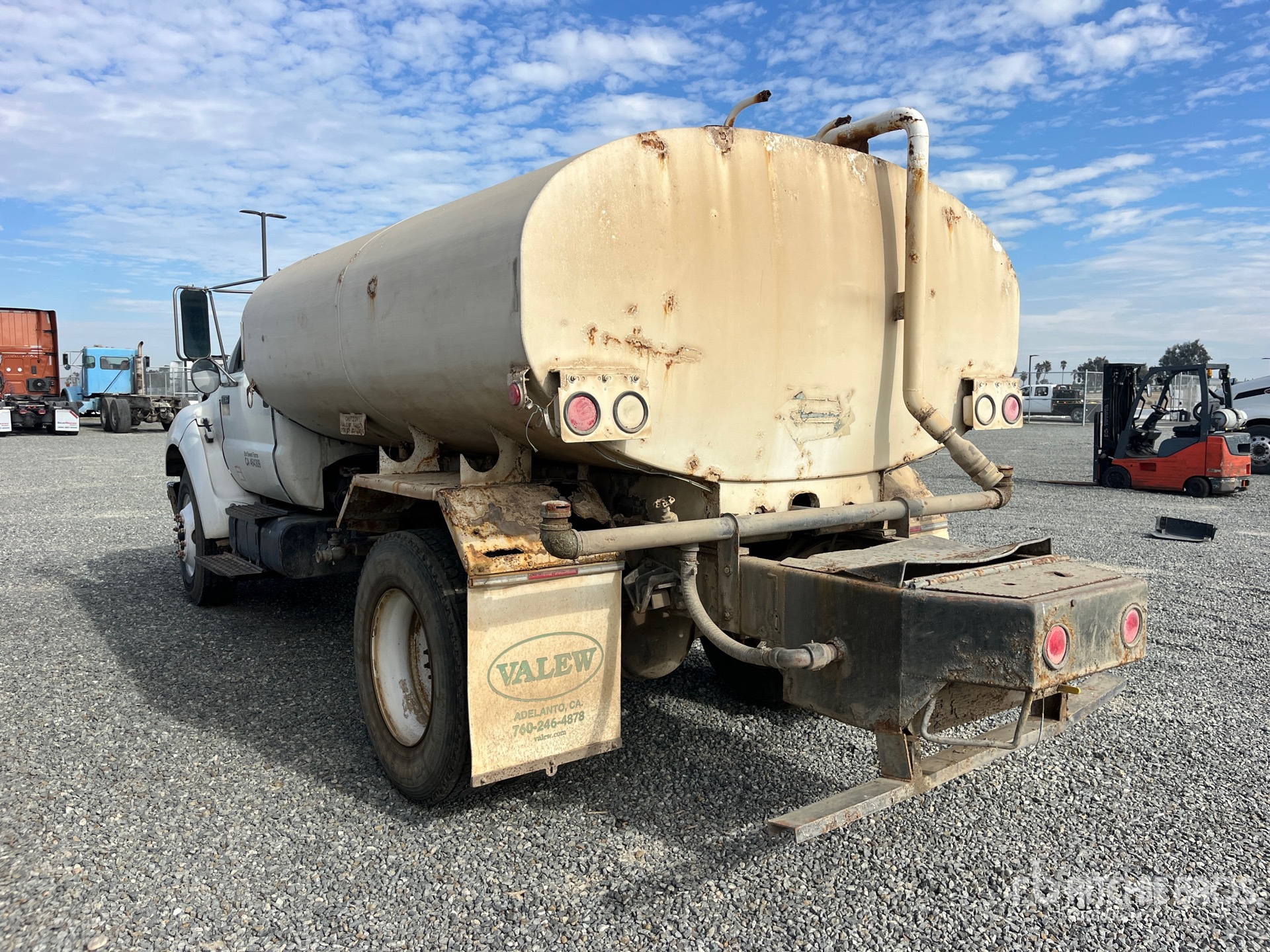 General Appearance with Imagen: esquina trasera izquierda