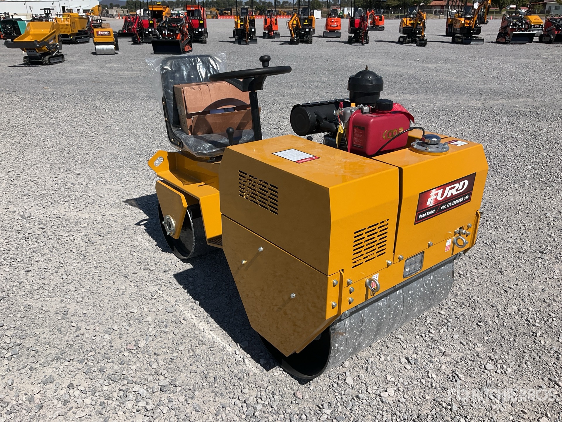 General Appearance with Picture, Right Front Corner