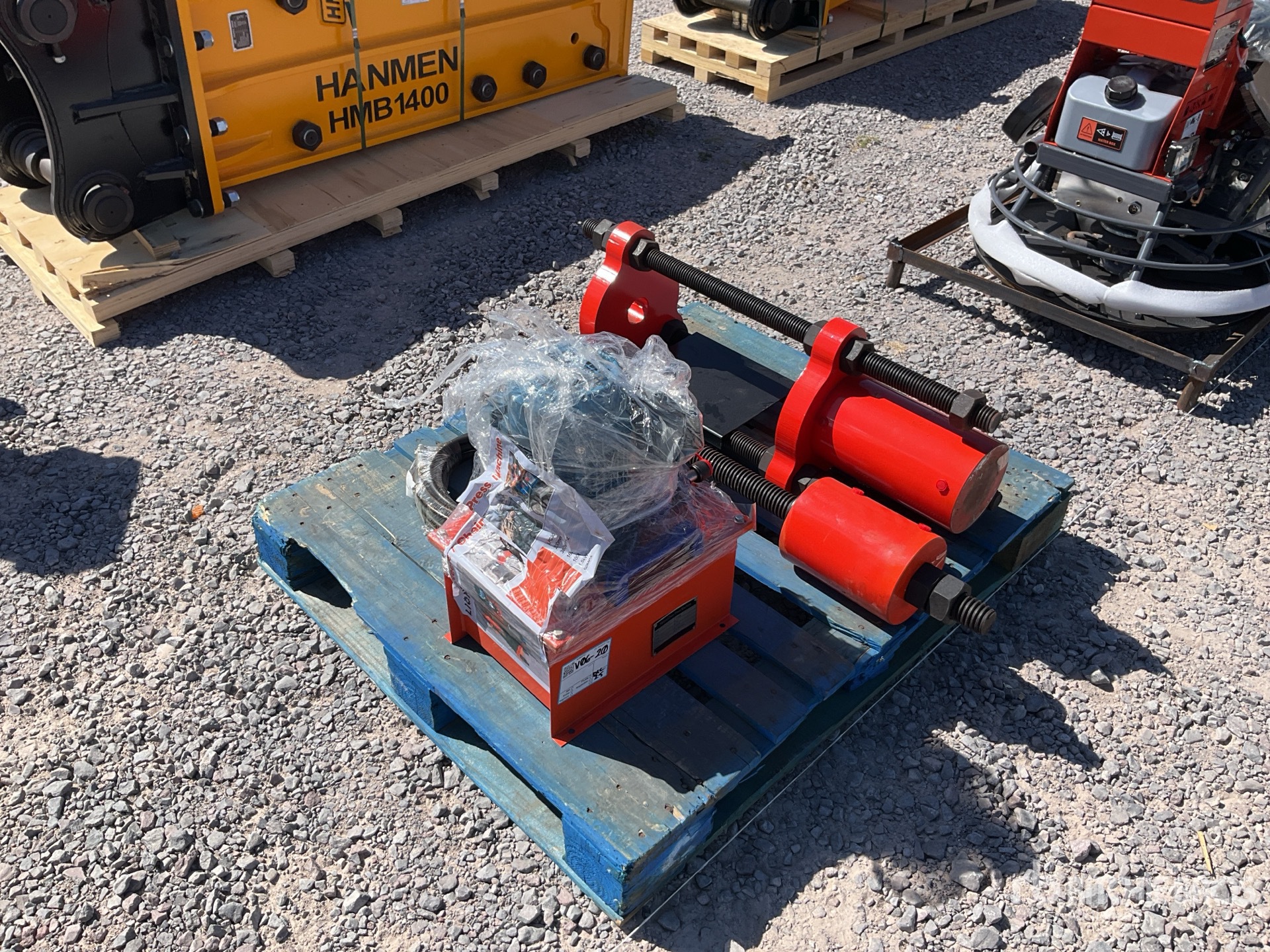 Aspect général with Image, coin arrière droit