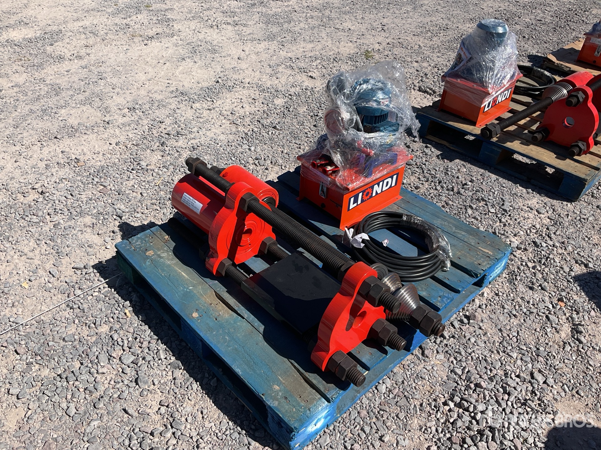 Aspect général with Image, coin avant gauche