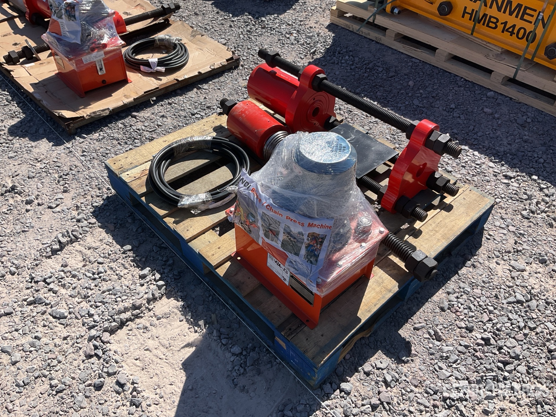 Aspect général with Image, coin avant droit