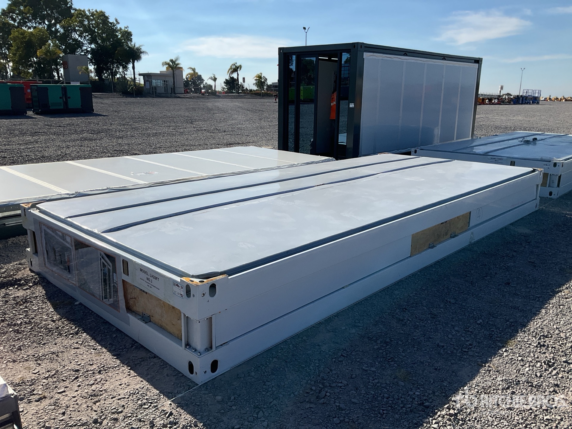 General Appearance with Featured Photo