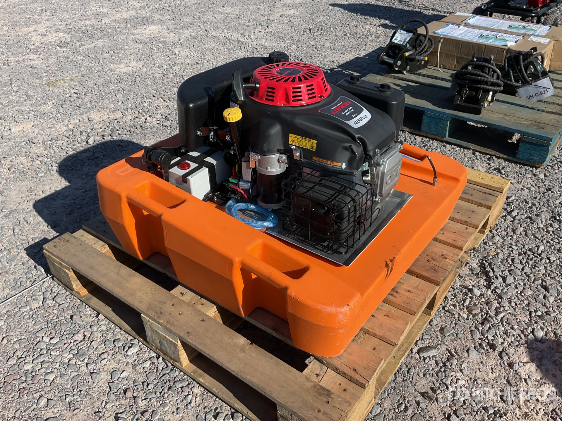 General Appearance with Picture, Left Rear Corner