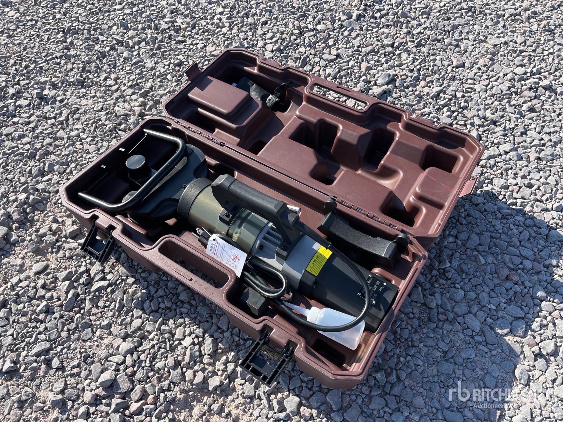 General Appearance with Bild, Ecke hinten links