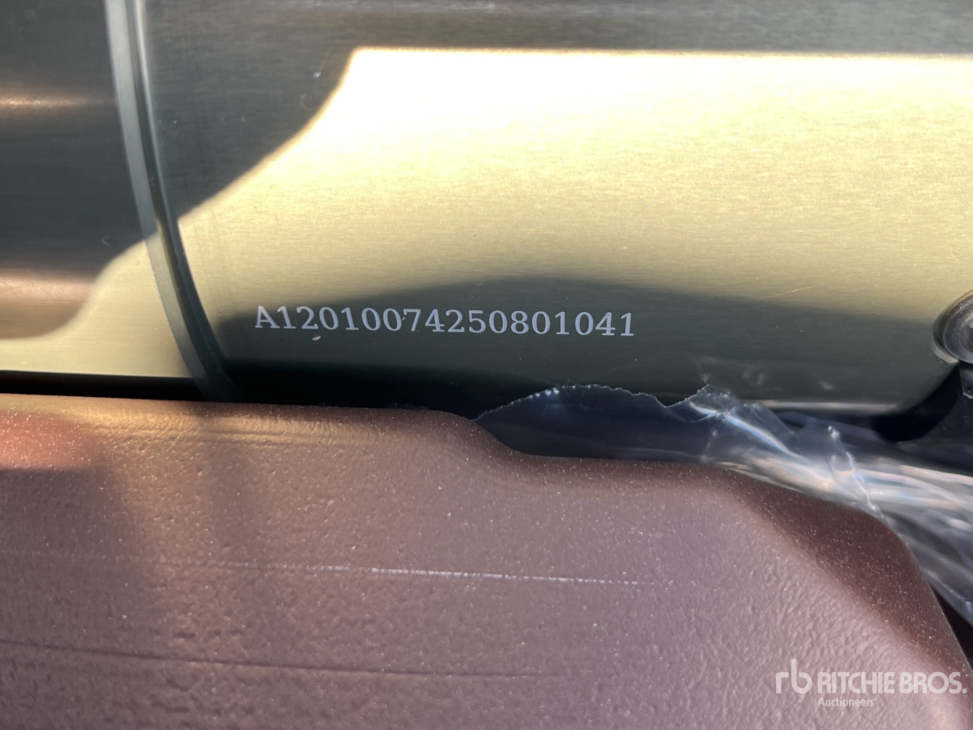 General Appearance with Seriennummer / FIN