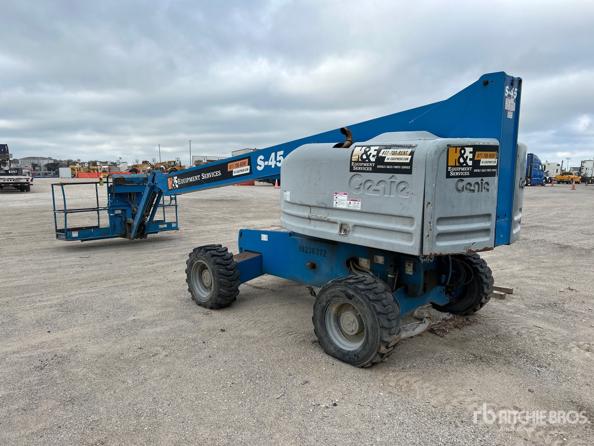 General Appearance with Imagen: esquina trasera izquierda