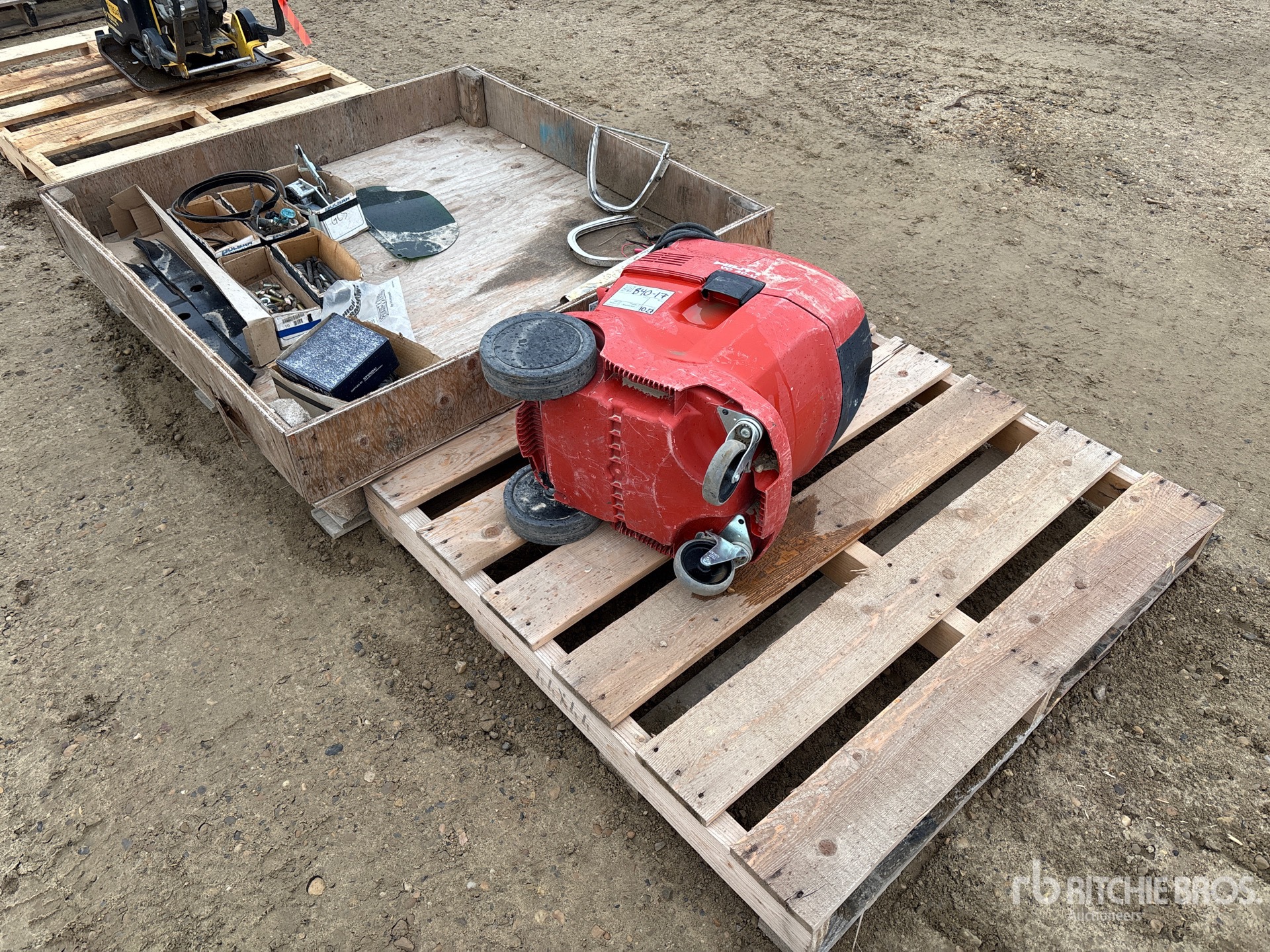 General Appearance with Image, coin avant droit