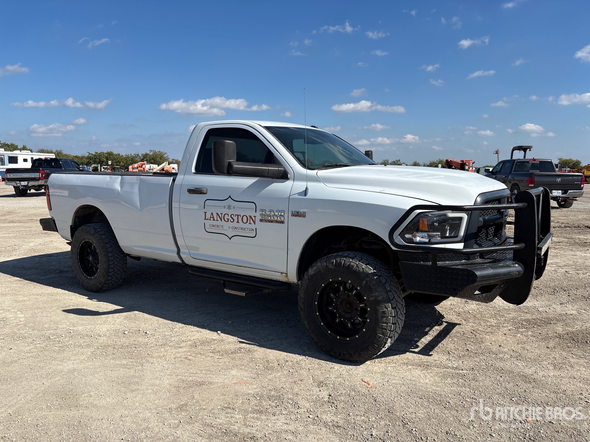 General Appearance with Picture, Right Front Corner