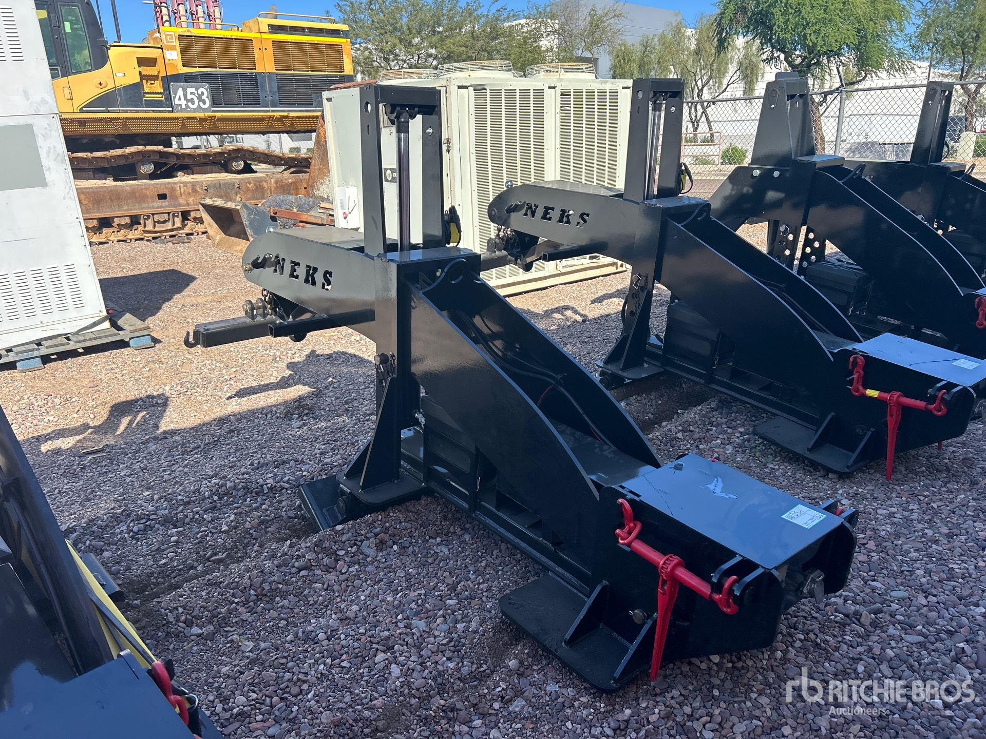 General Appearance with Bild, Ecke hinten links