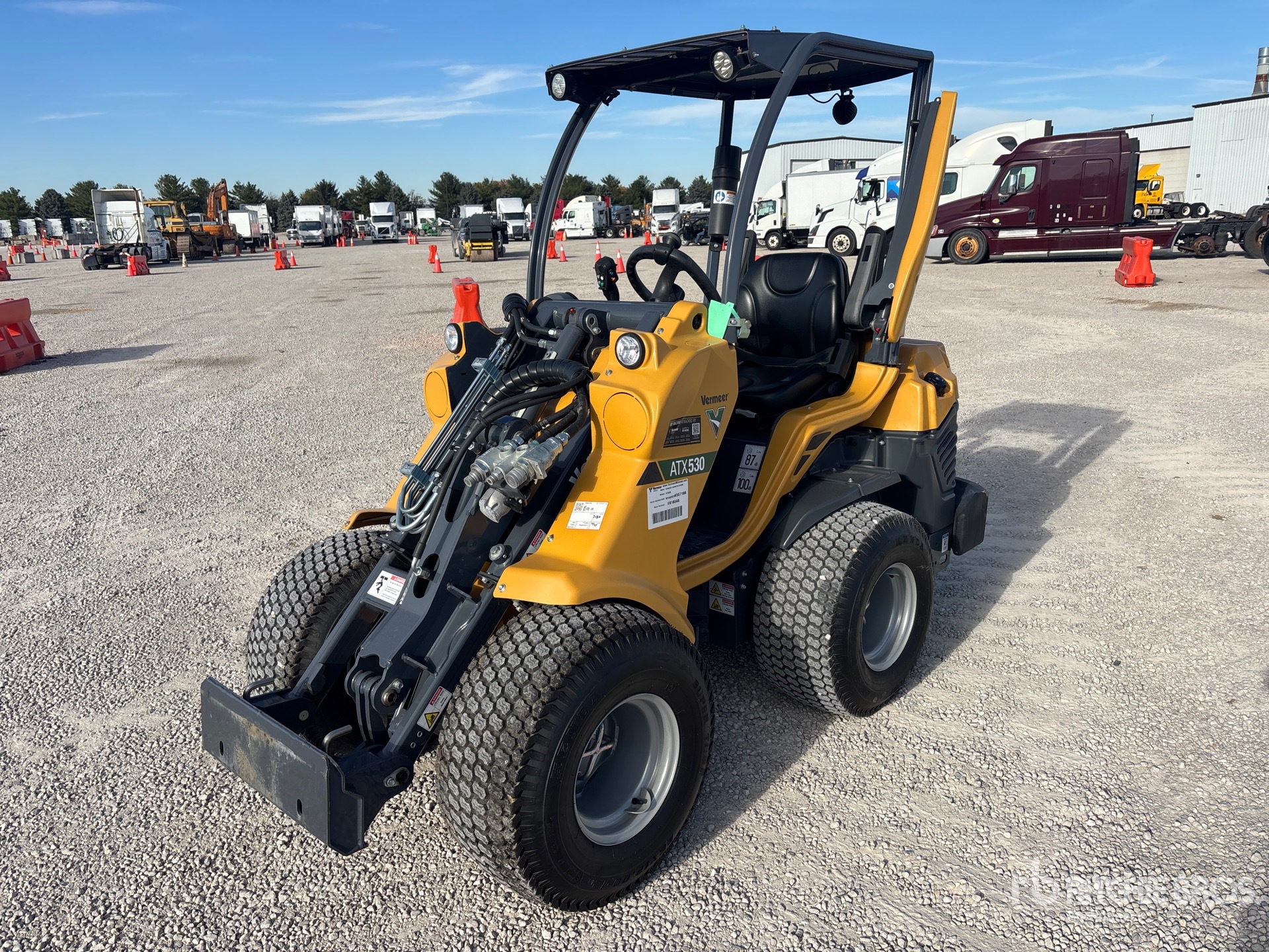 General Appearance with Picture, Left Front Corner