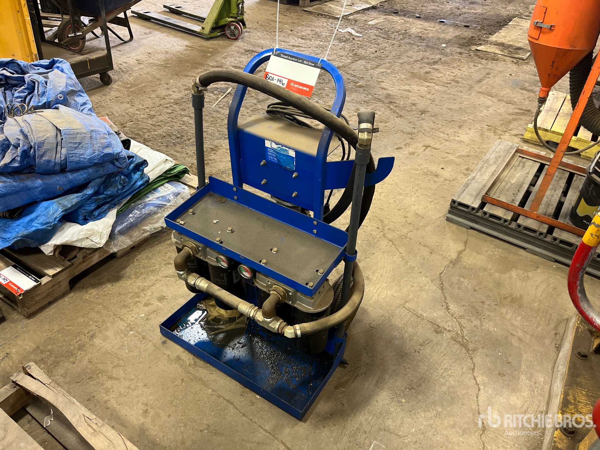 General Appearance with Foto, angolo anteriore sinistro