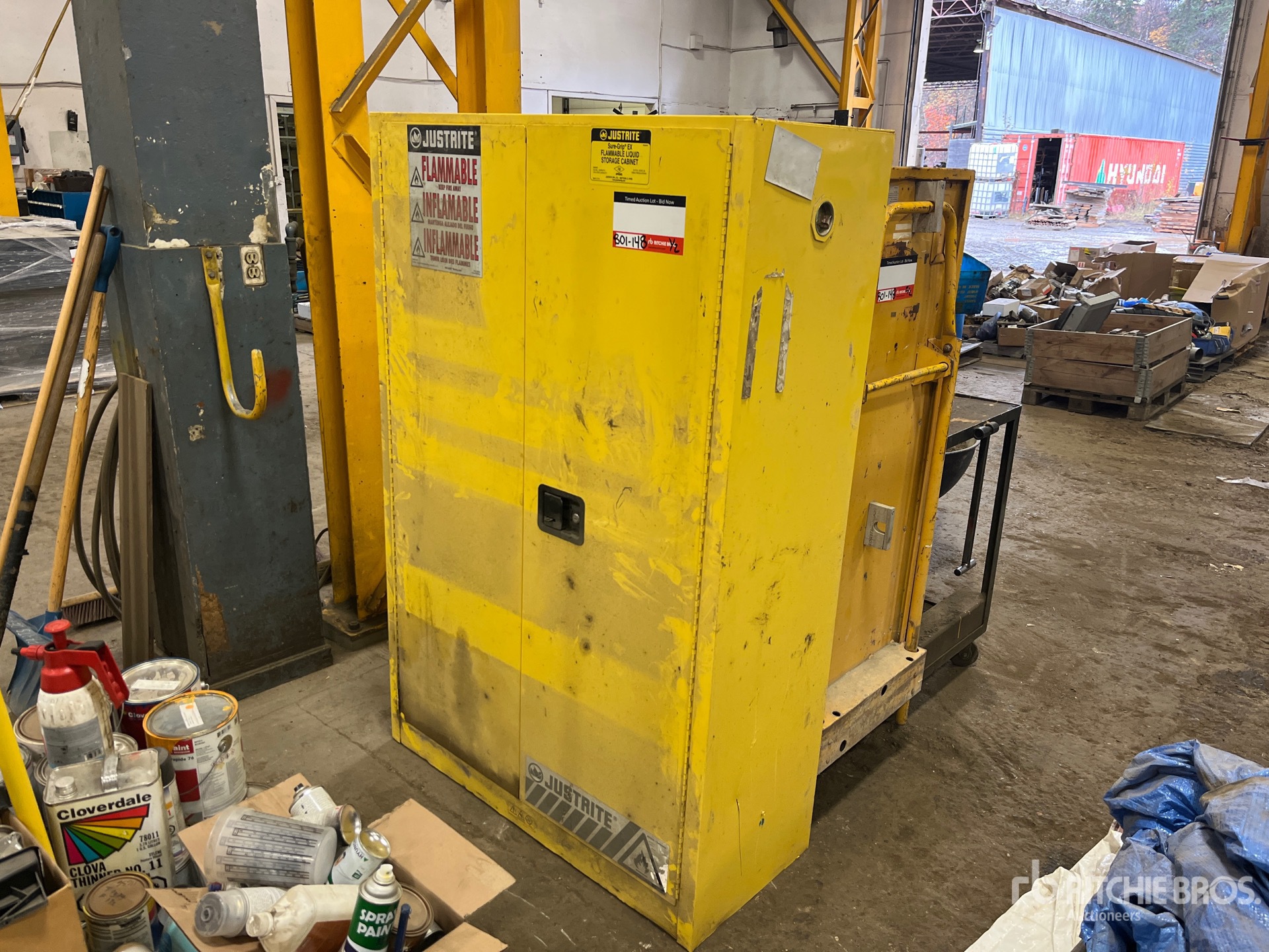 General Appearance with Foto, angolo anteriore sinistro