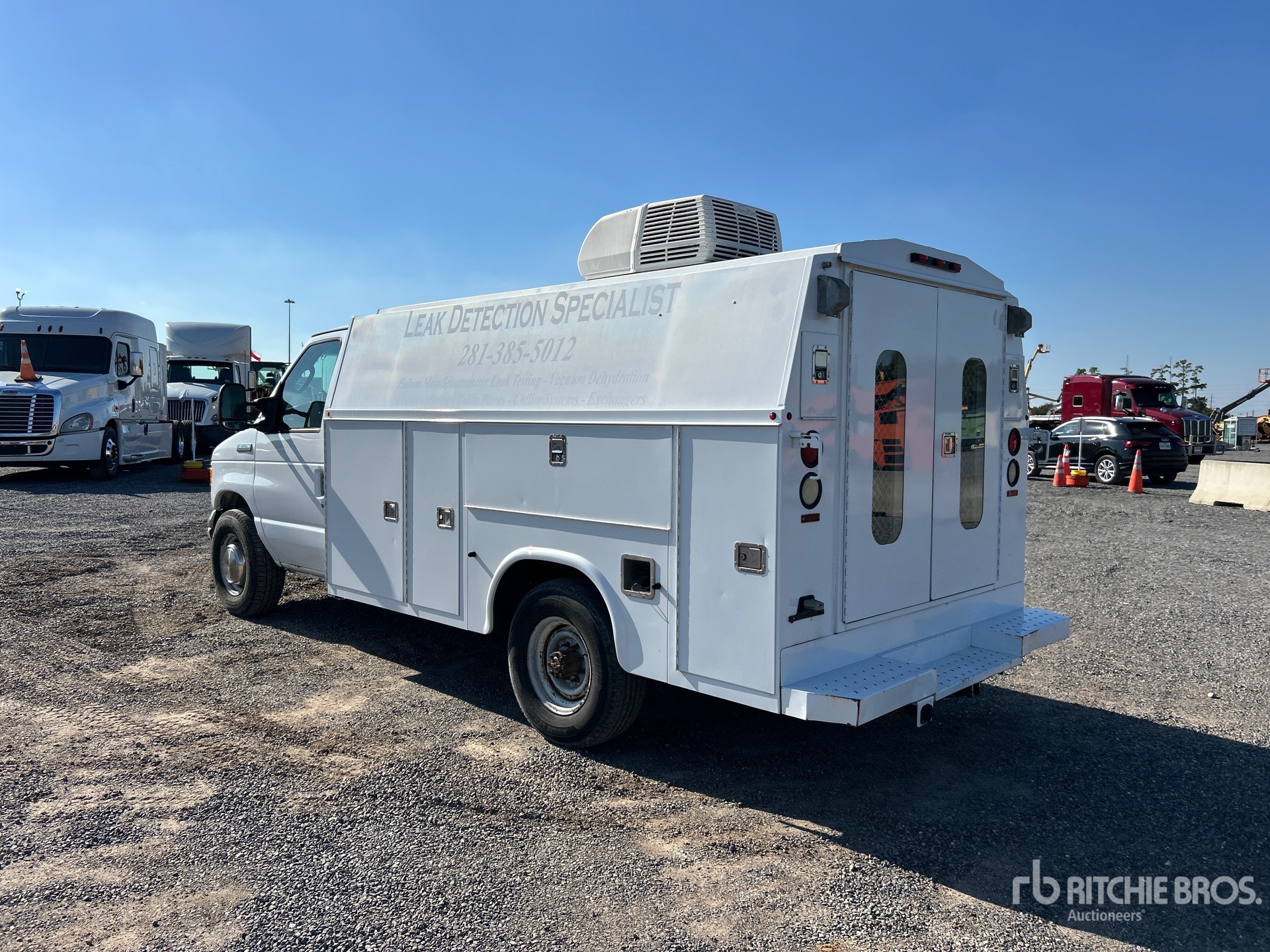 General Appearance with Picture, Left Rear Corner