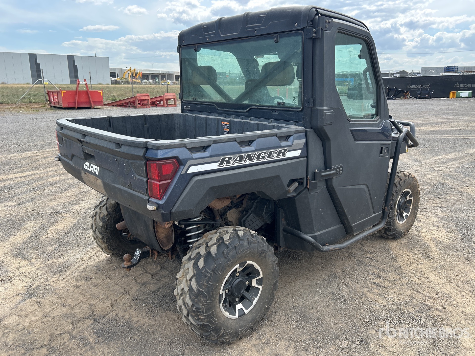 General Appearance with Picture, Right Rear Corner