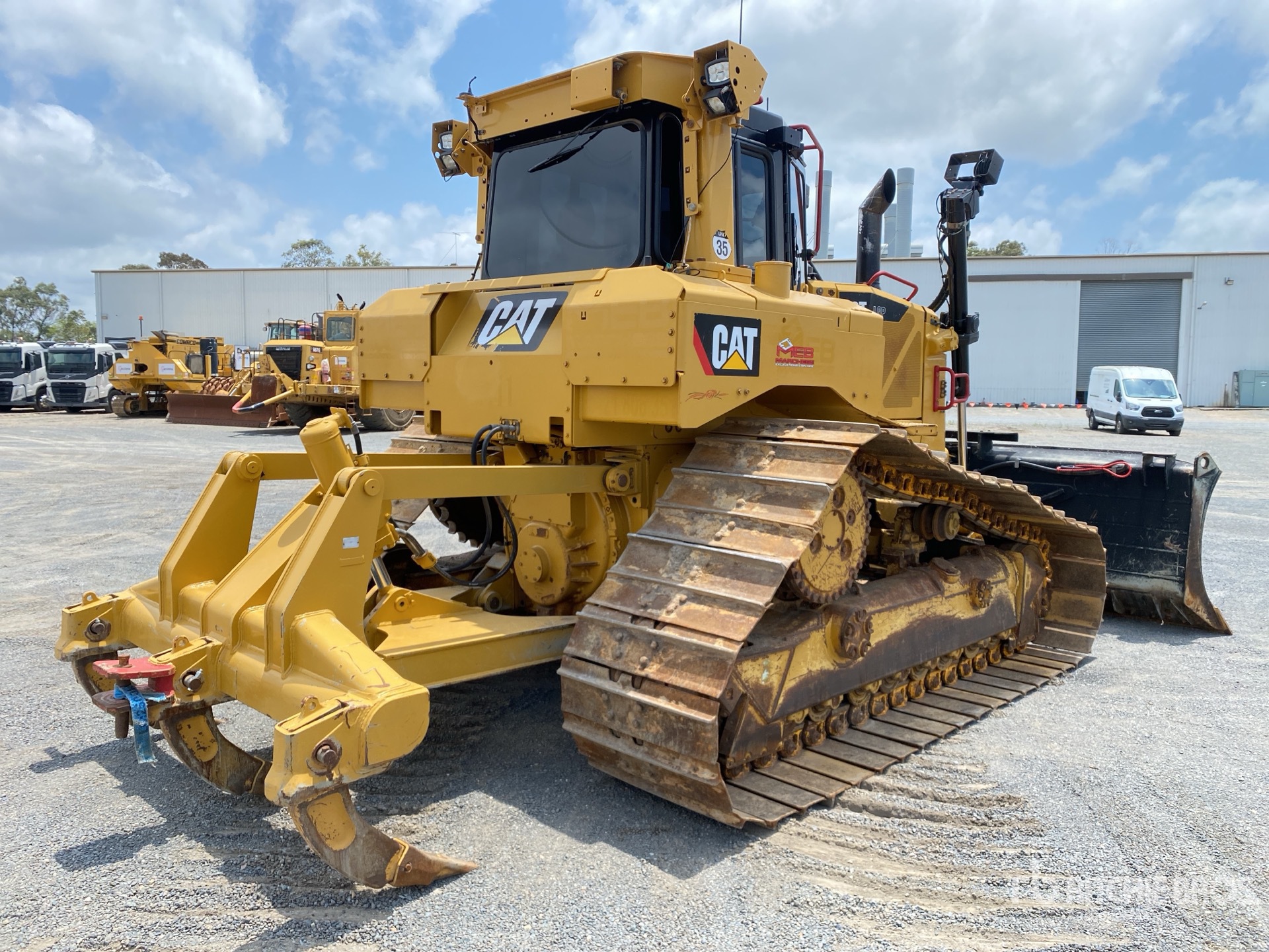 General Appearance with Picture, Right Rear Corner