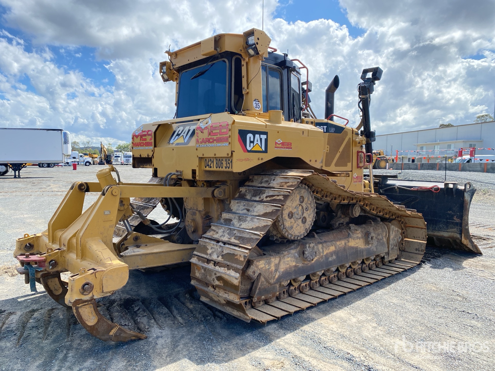 General Appearance with Picture, Right Rear Corner